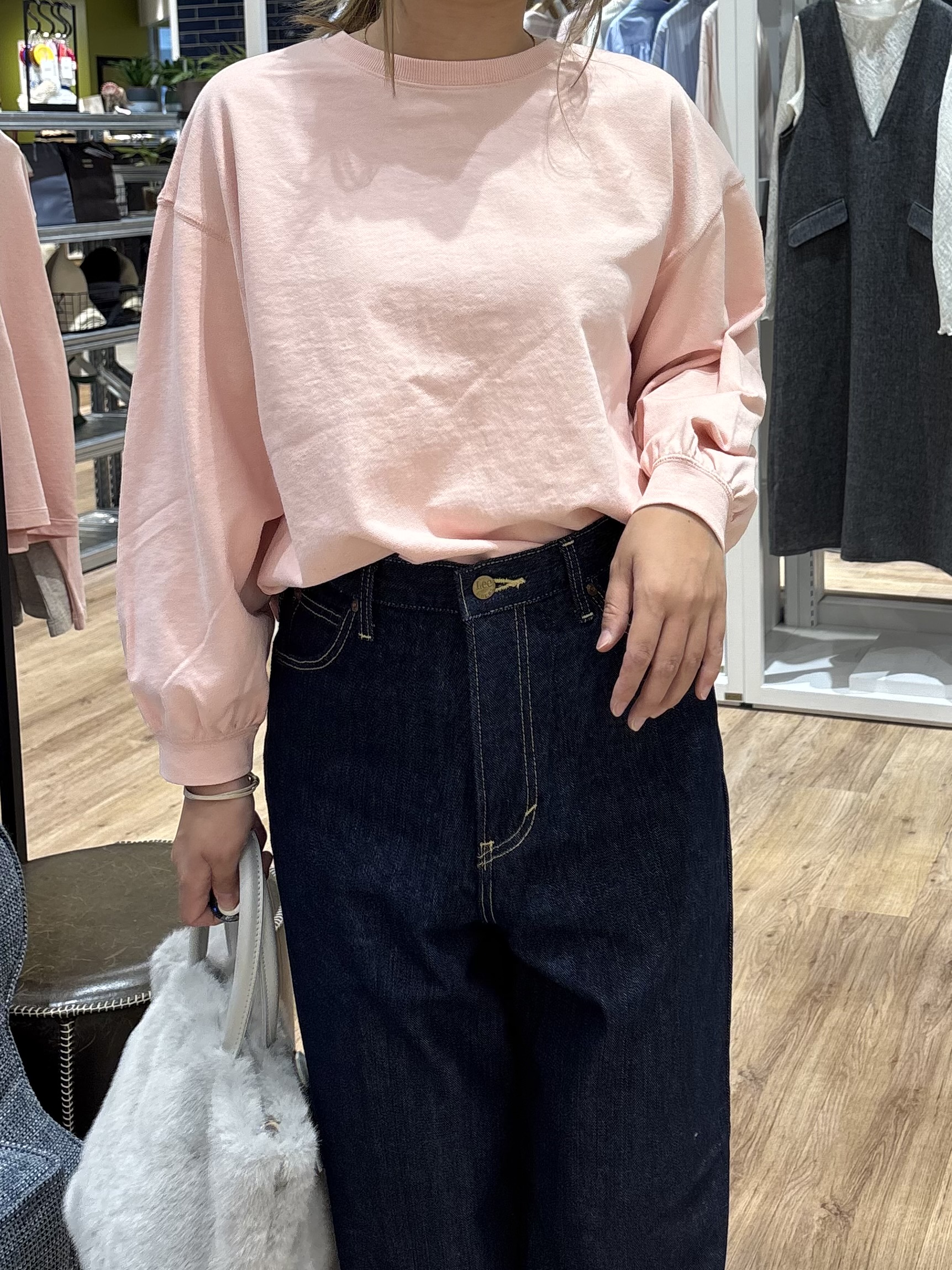 yuinaさんの「Dessin｜【洗える/7色展開/XS-L】バックヘンリーミニ裏毛 長袖」を使ったコーディネート