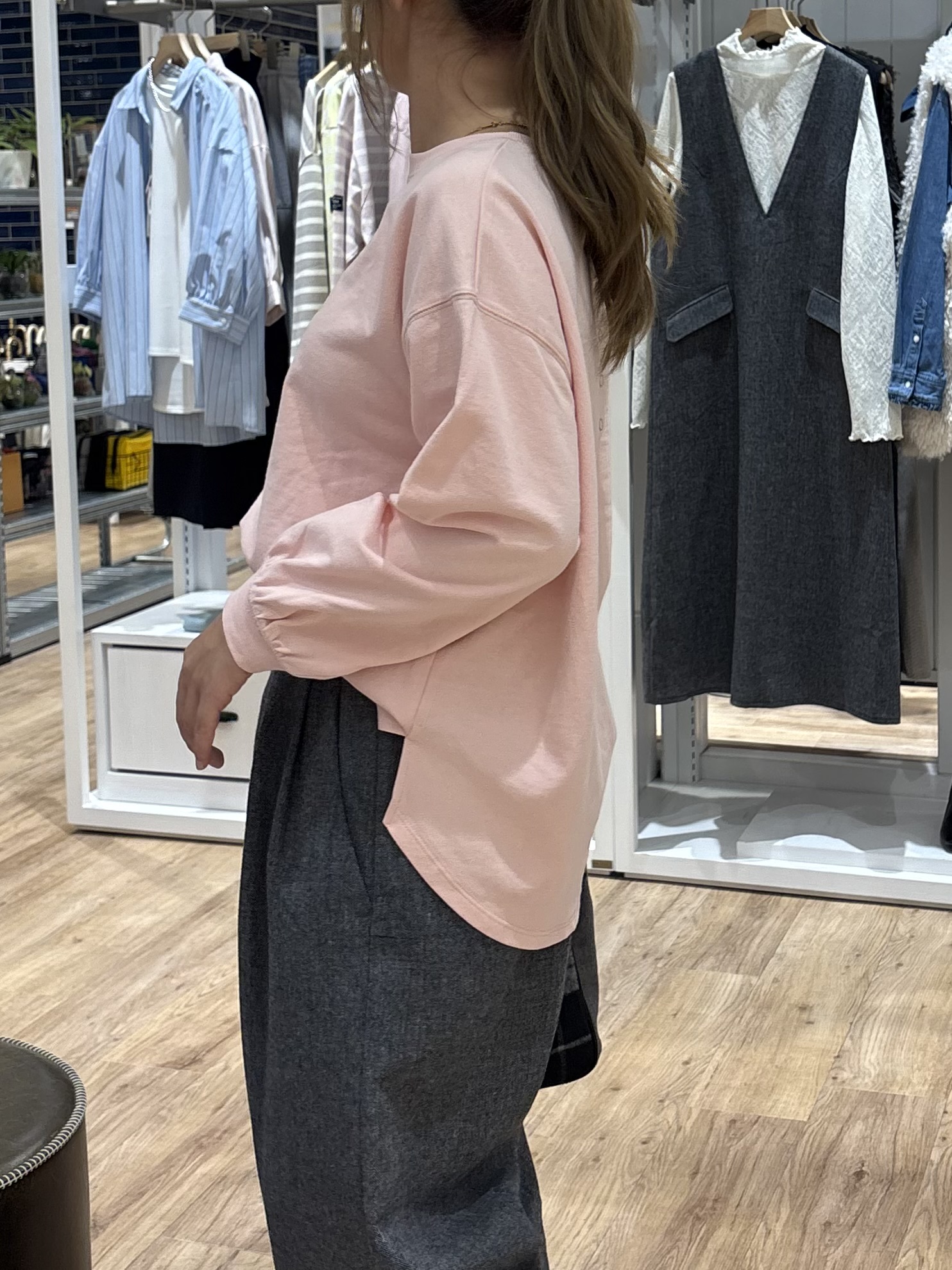 yuinaさんの「Dessin｜【洗える/7色展開/XS-L】バックヘンリーミニ裏毛 長袖」を使ったコーディネート