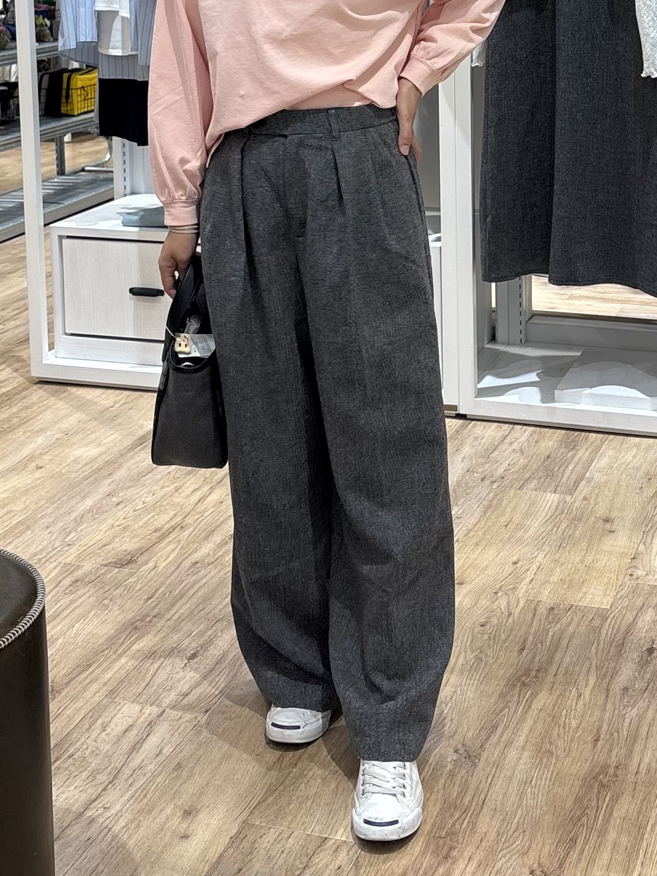 yuinaさんの「Dessin｜【洗える/7色展開/XS-L】バックヘンリーミニ裏毛 長袖」を使ったコーディネート