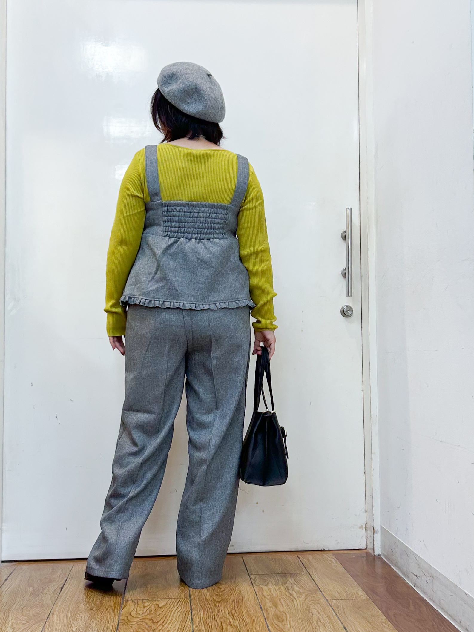 haruさんの「SHOO･LA･RUE｜【毛玉になりにくい/S-LL/洗濯機可】ボートネックで首元美しく やわらかリブニット」を使ったコーディネート