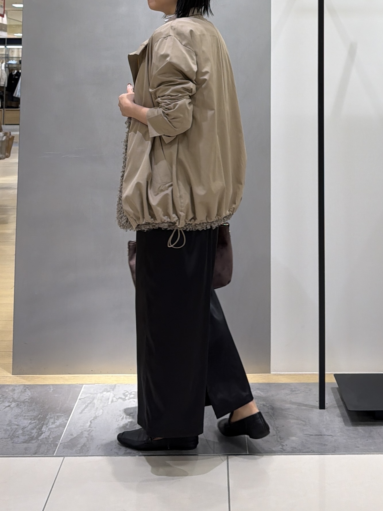 shihoさんの「INDIVI｜【撥水／UVケア】スタンドカラーブルゾン」を使ったコーディネート