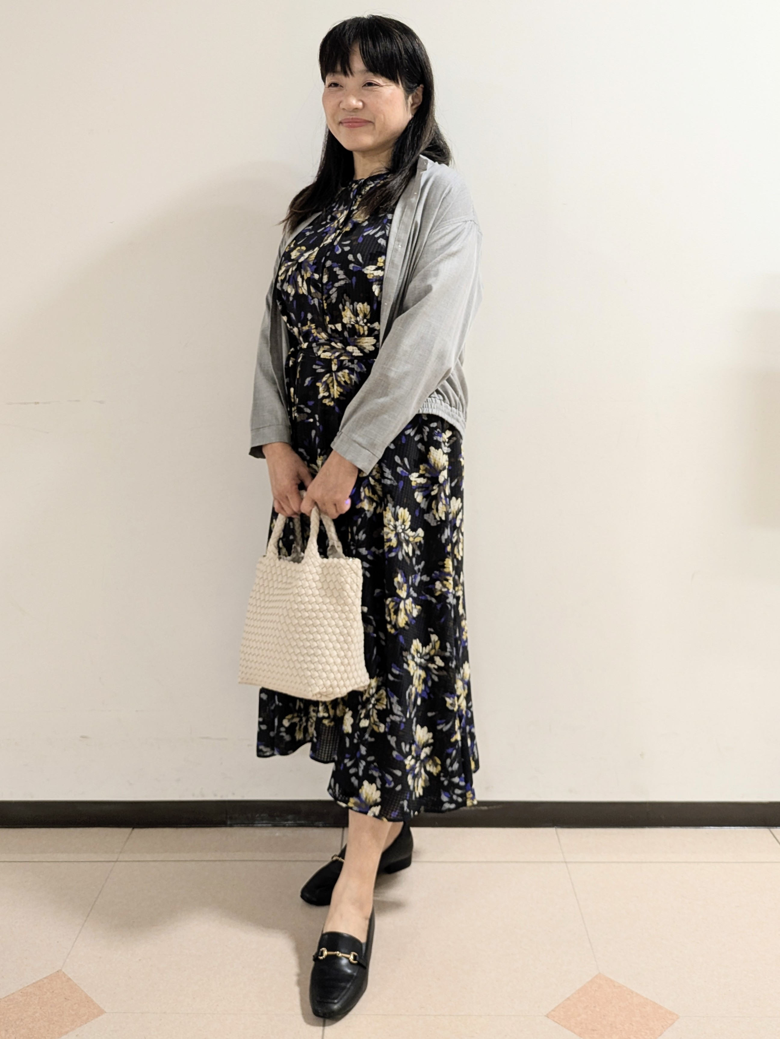 ともさんの「UNTITLED｜【セットアップ可/秋羽織り】メランジツイルシャツ」を使ったコーディネート