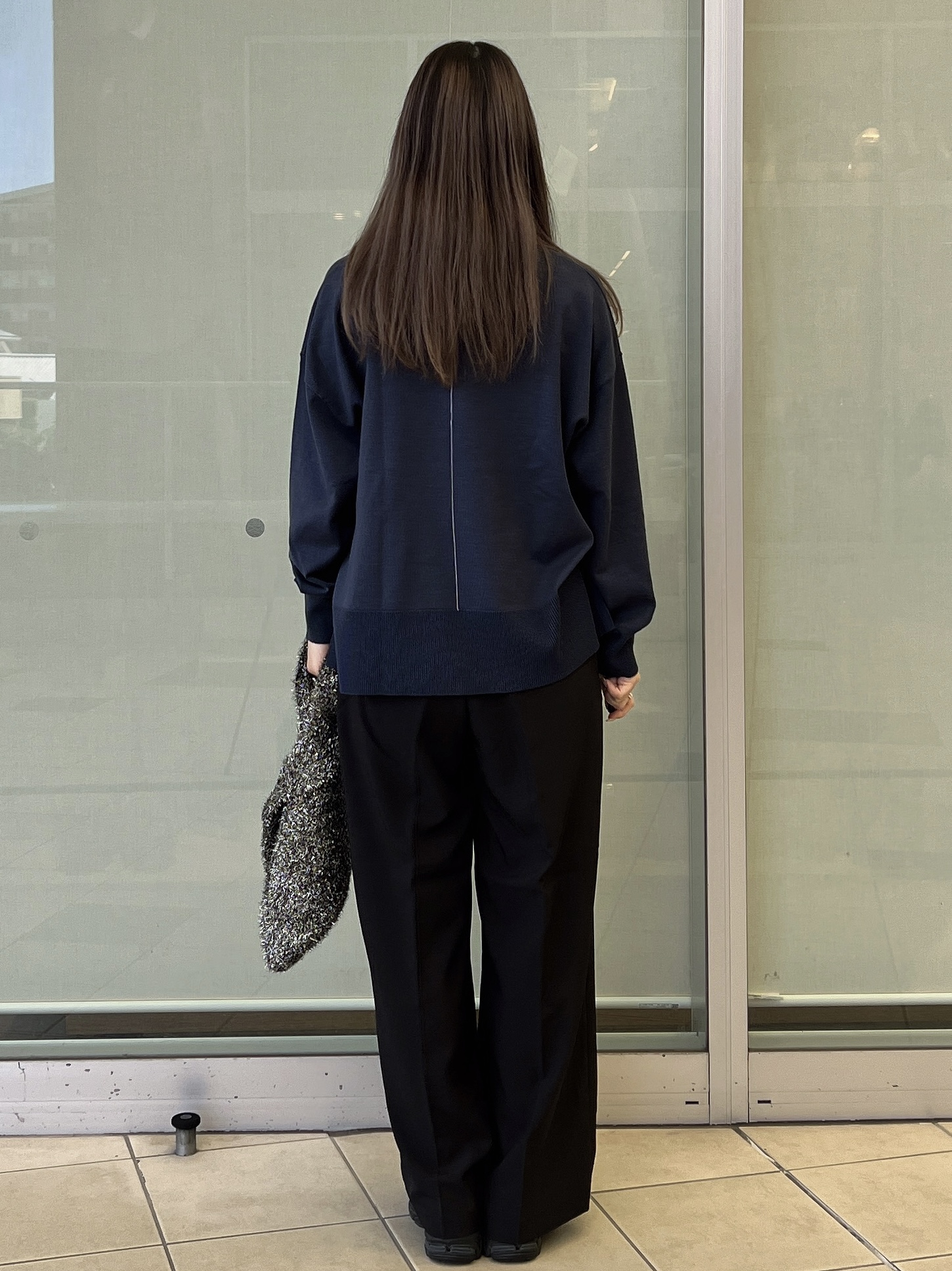 eriさんの「OPAQUE.CLIP｜リラクシークルーニット【洗濯機OK】」を使ったコーディネート