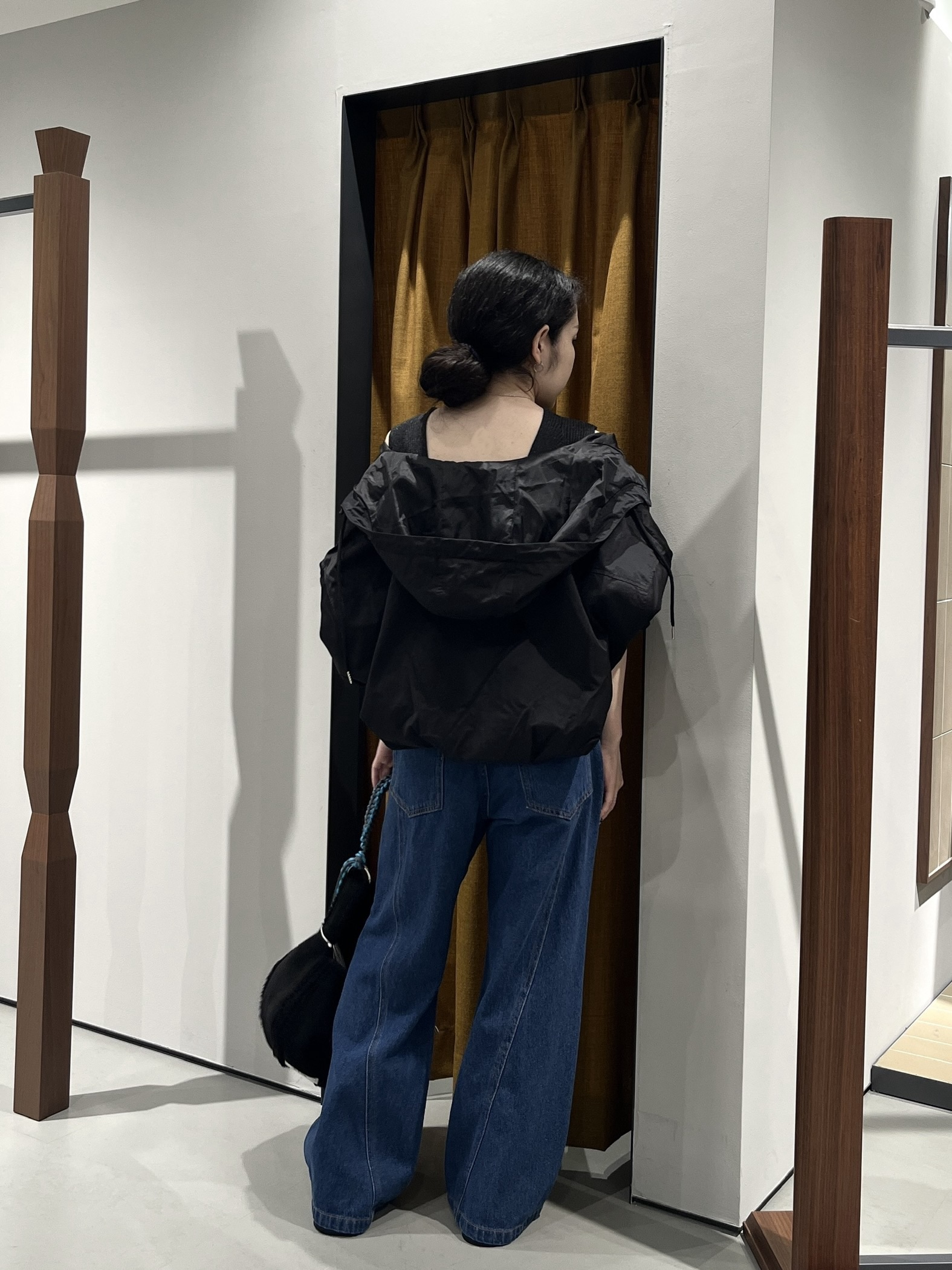 Uminoさんの「INDIVI｜ツイルフーディブルゾン」を使ったコーディネート