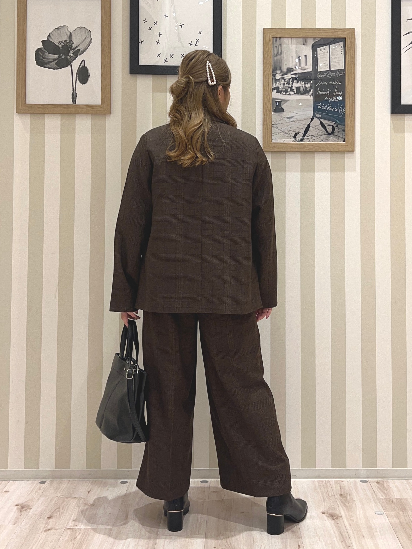 mさんの「SHOO･LA･RUE｜【セットアップ可/洗濯後しわになりにくい】ウールフィール ダブルジャケット」を使ったコーディネート