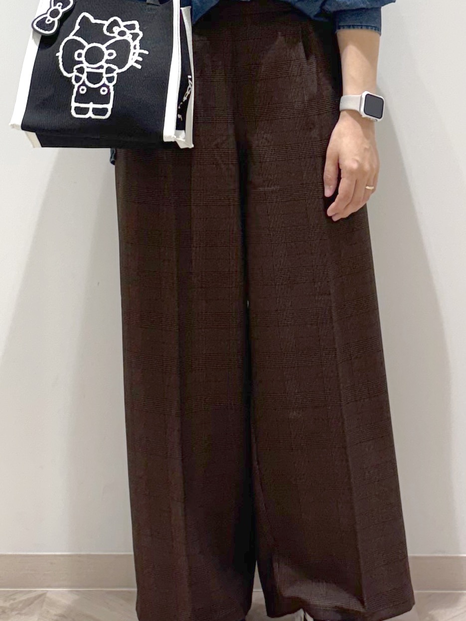 donpiさんの「SHOO･LA･RUE｜【S-LL/洗濯機可】華やぐデニムボウタイリボンシャツ」を使ったコーディネート