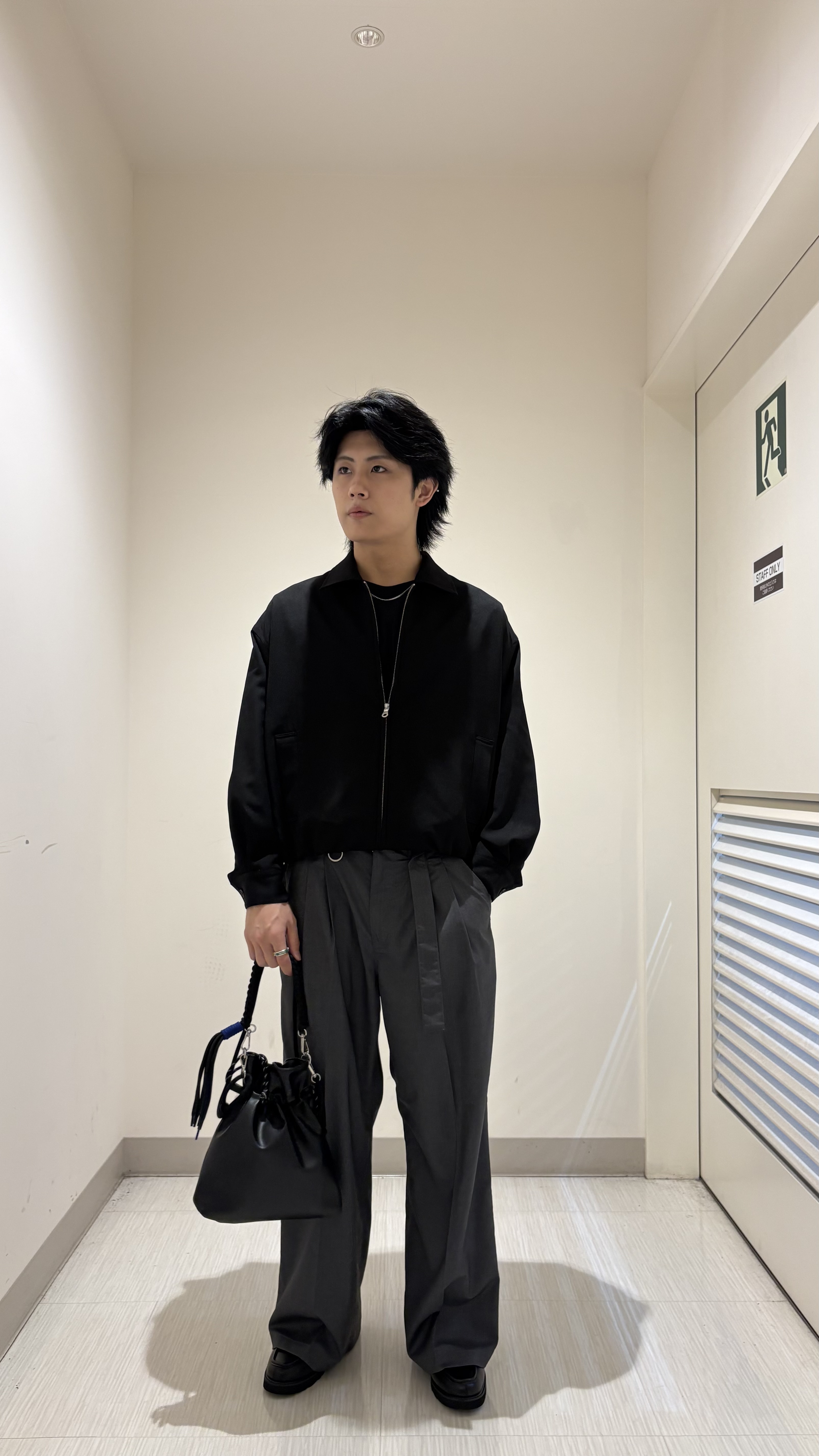辻一樹さんの「tk.TAKEO KIKUCHI｜【セットアップ対応可】フライトショートブルゾン」を使ったコーディネート