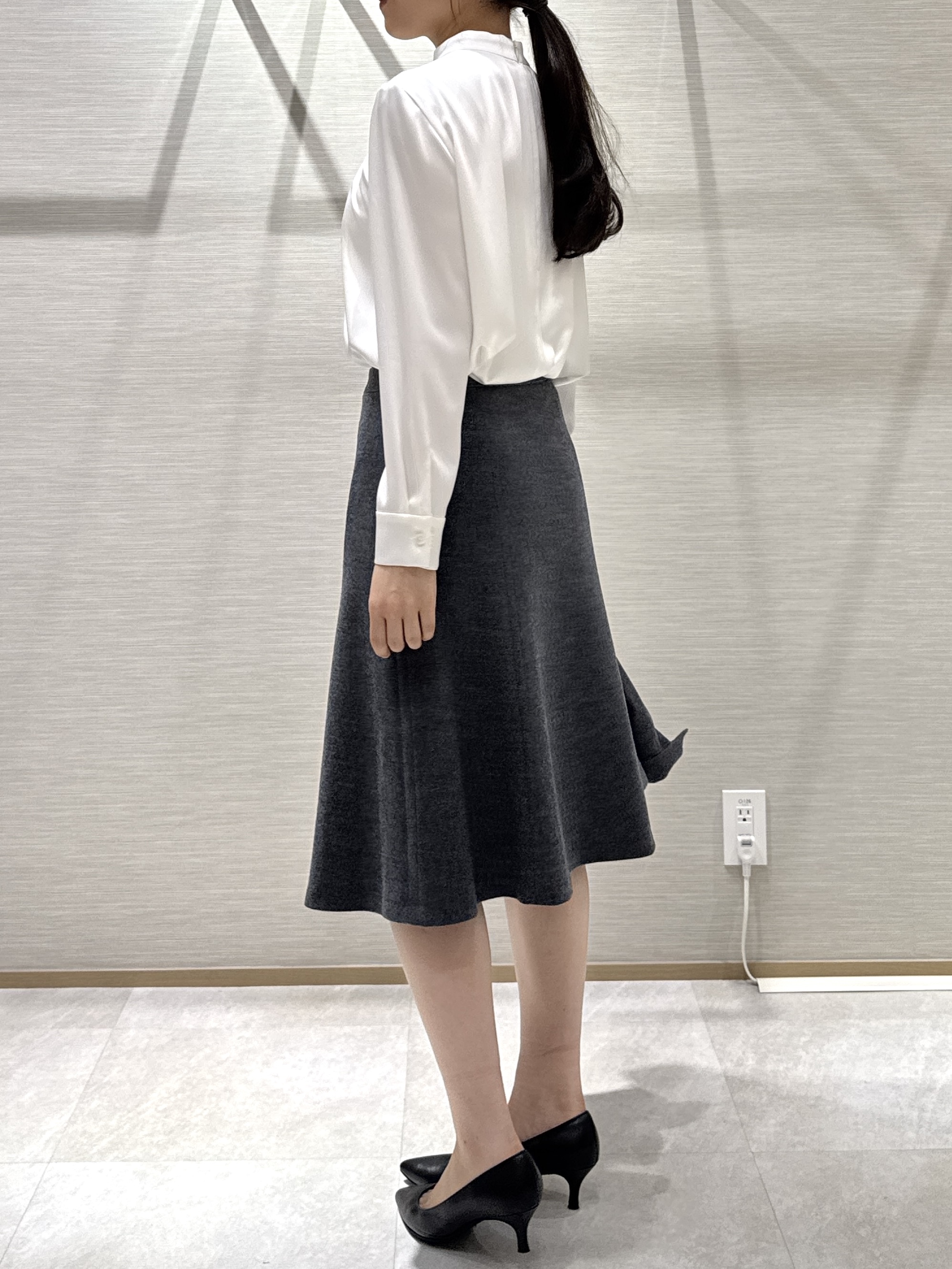 nanaさんの「UNTITLED｜【ウール100/仕事着/スーツ】ミルドジャージテーラードジャケット」を使ったコーディネート