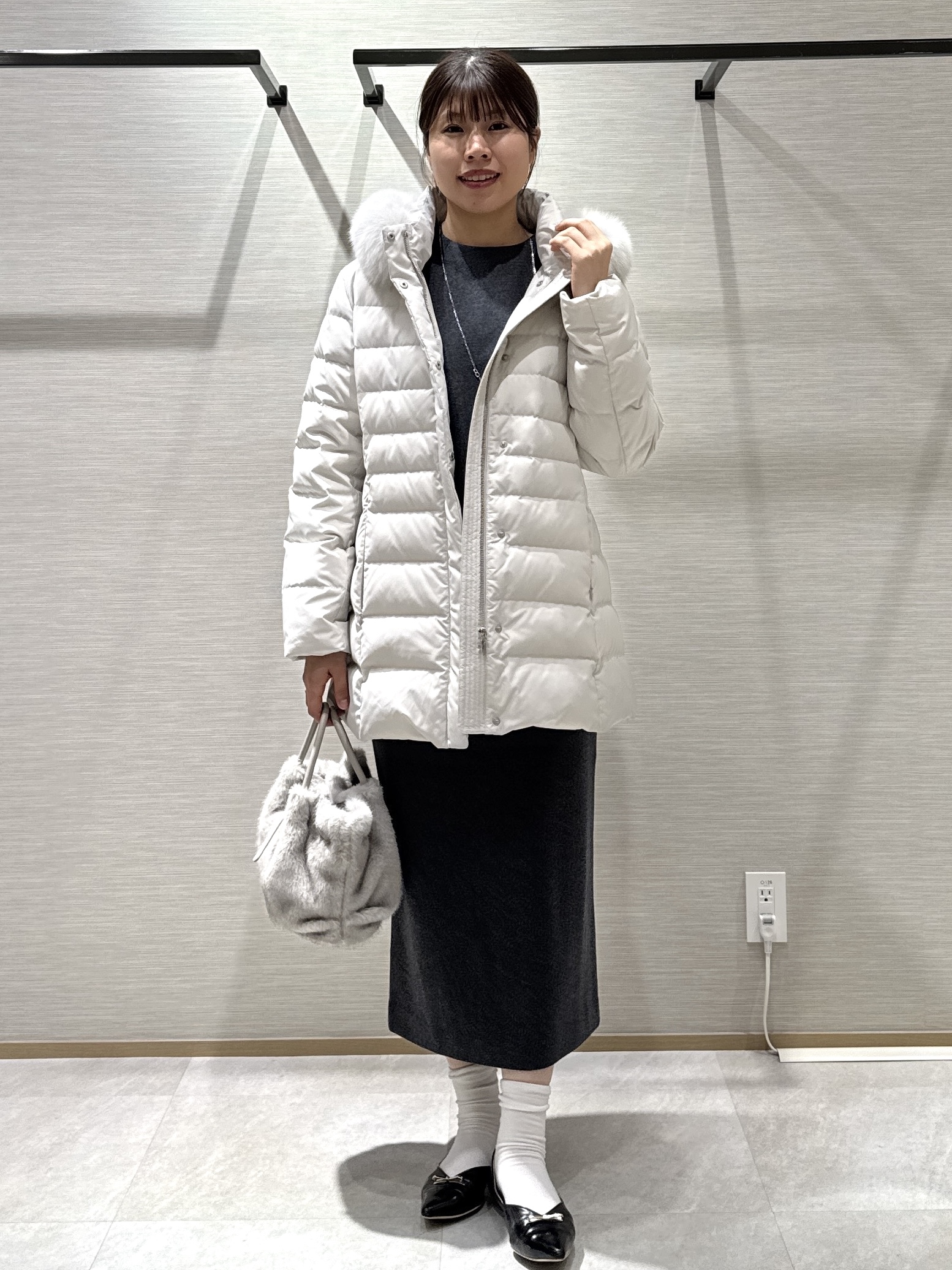 nanaさんの「UNTITLED｜【セットアップ可/スウェットライク】袖口シャツドッキングプルオーバー」を使ったコーディネート