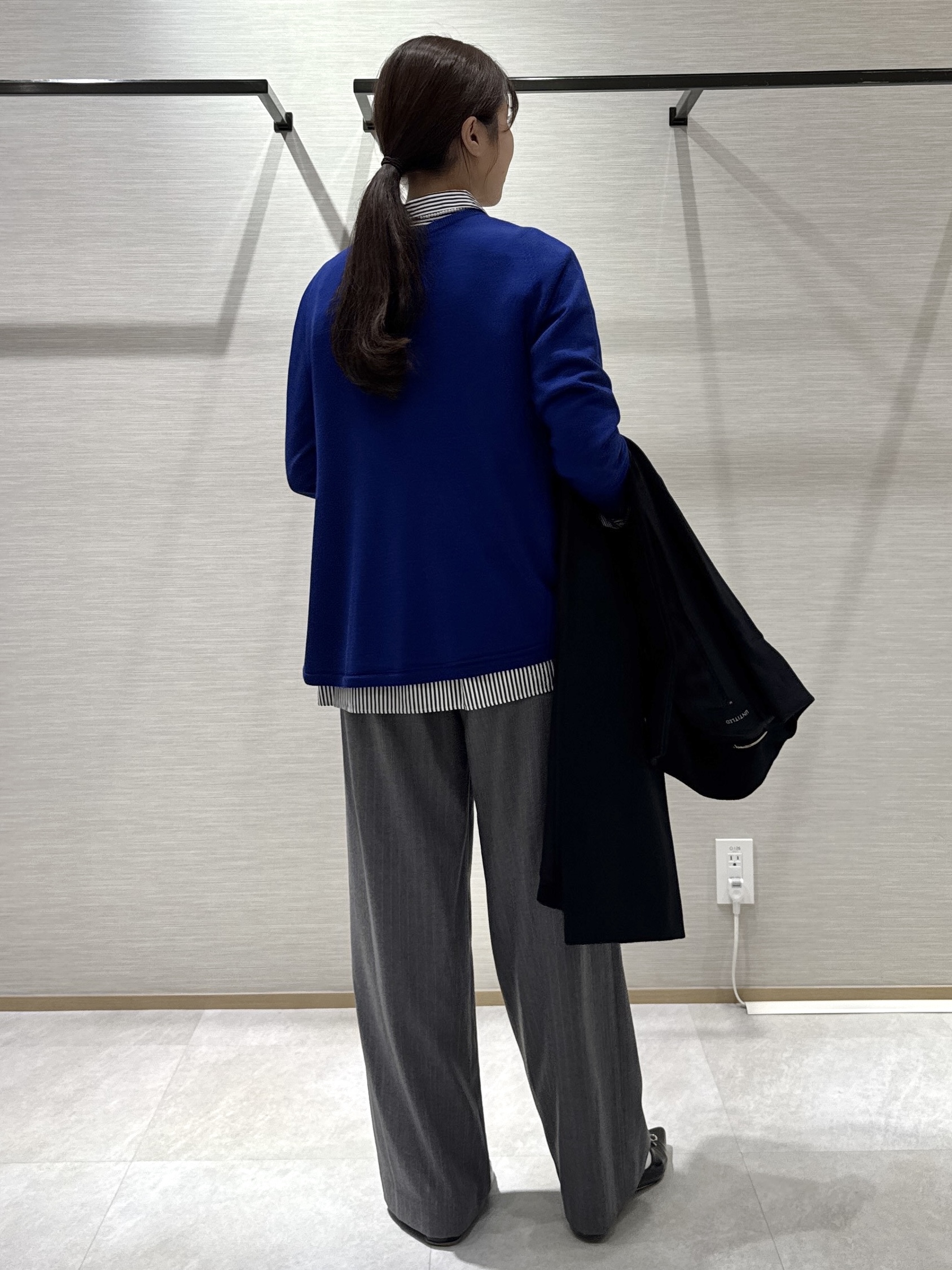 nanaさんの「UNTITLED｜【シルク混/薄手ニット】Aラインシルエットニットプルオーバー」を使ったコーディネート