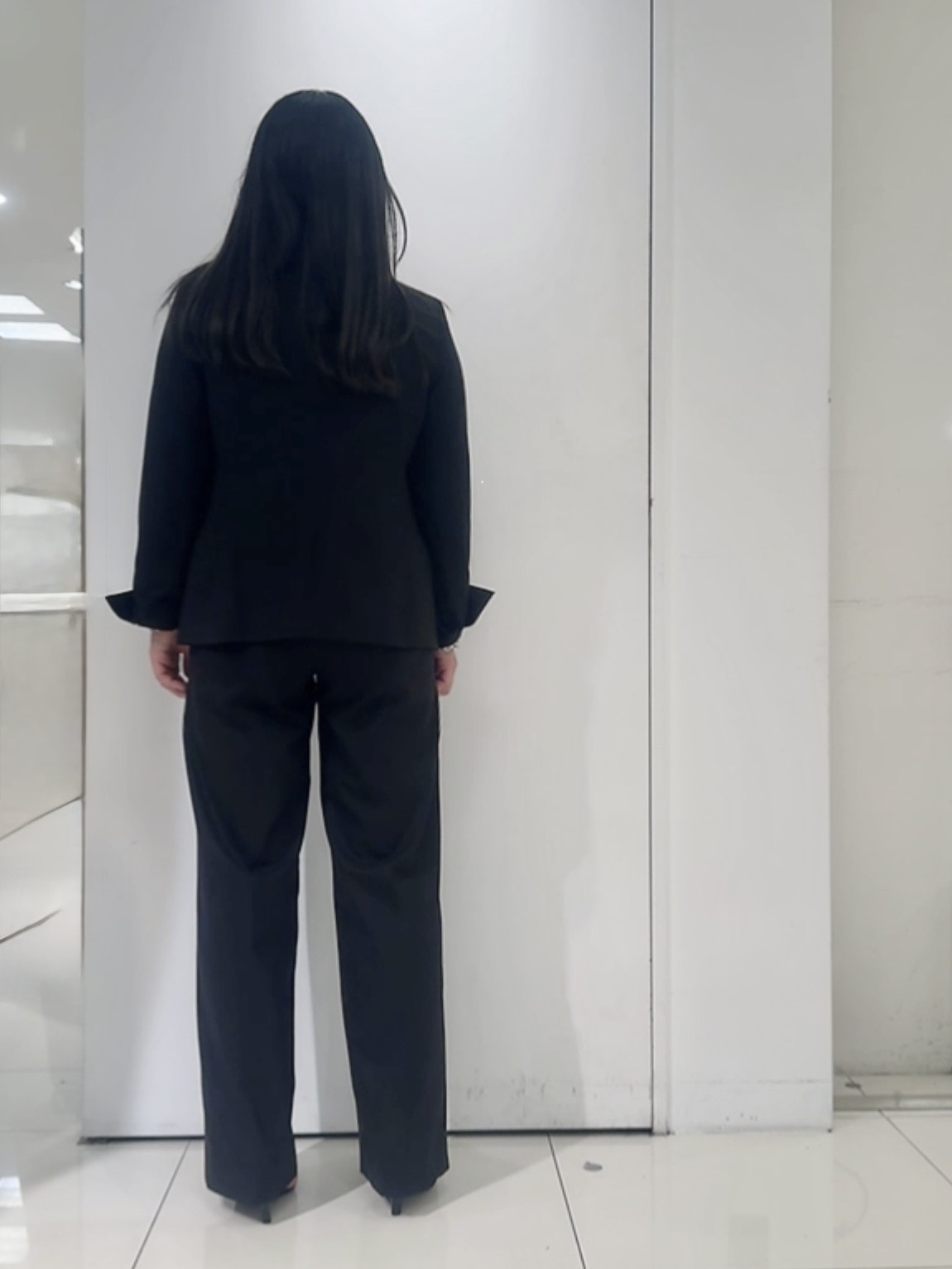 なかじさんの「UNTITLED｜【セットアップ可/秋羽織り/お仕事スーツ】ウールブレンドダブルジャケット」を使ったコーディネート