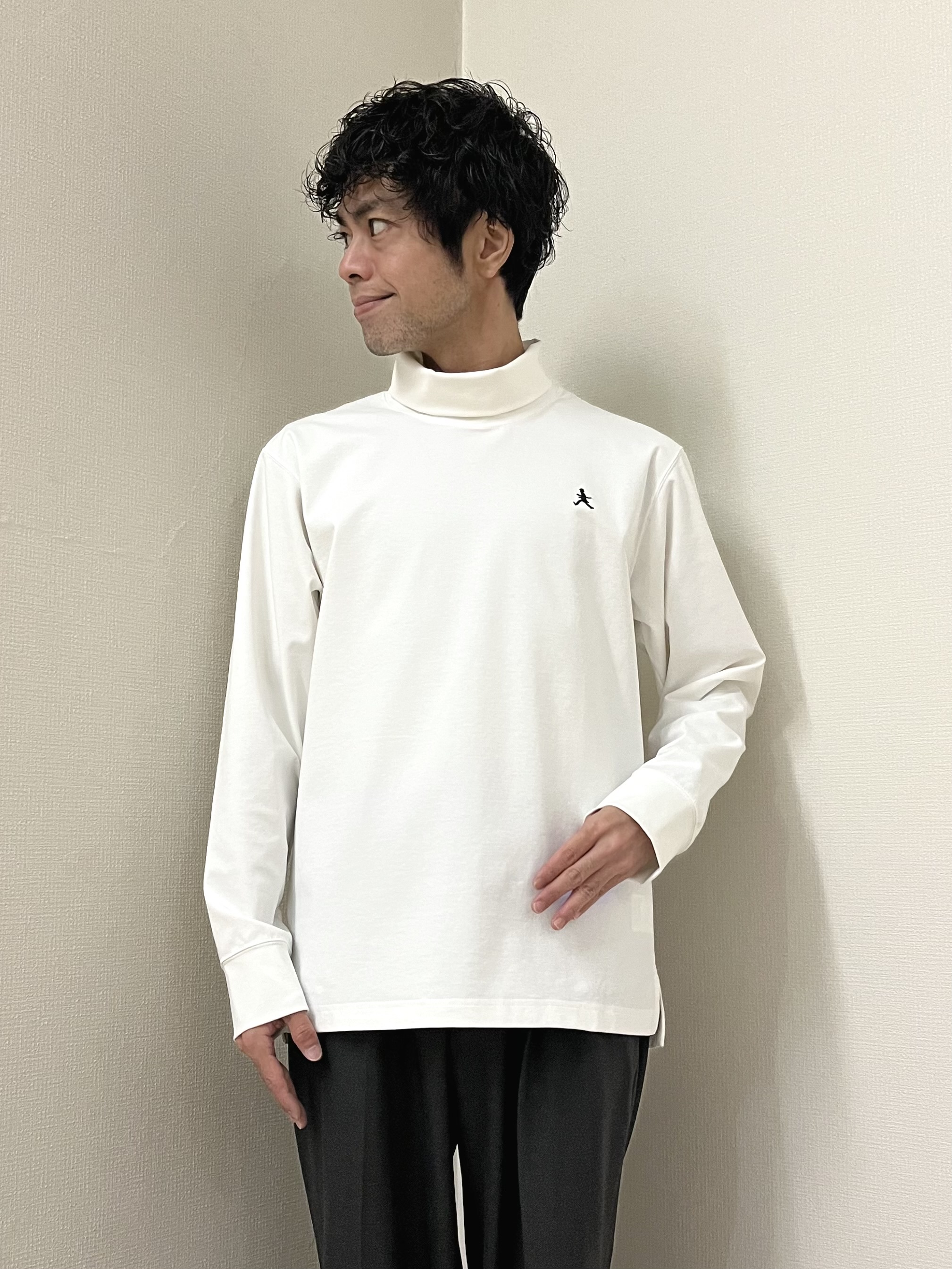 URAさんの「TAKEO KIKUCHI｜【BOWLER HAT LABEL】ブラックデニムGジャン」を使ったコーディネート