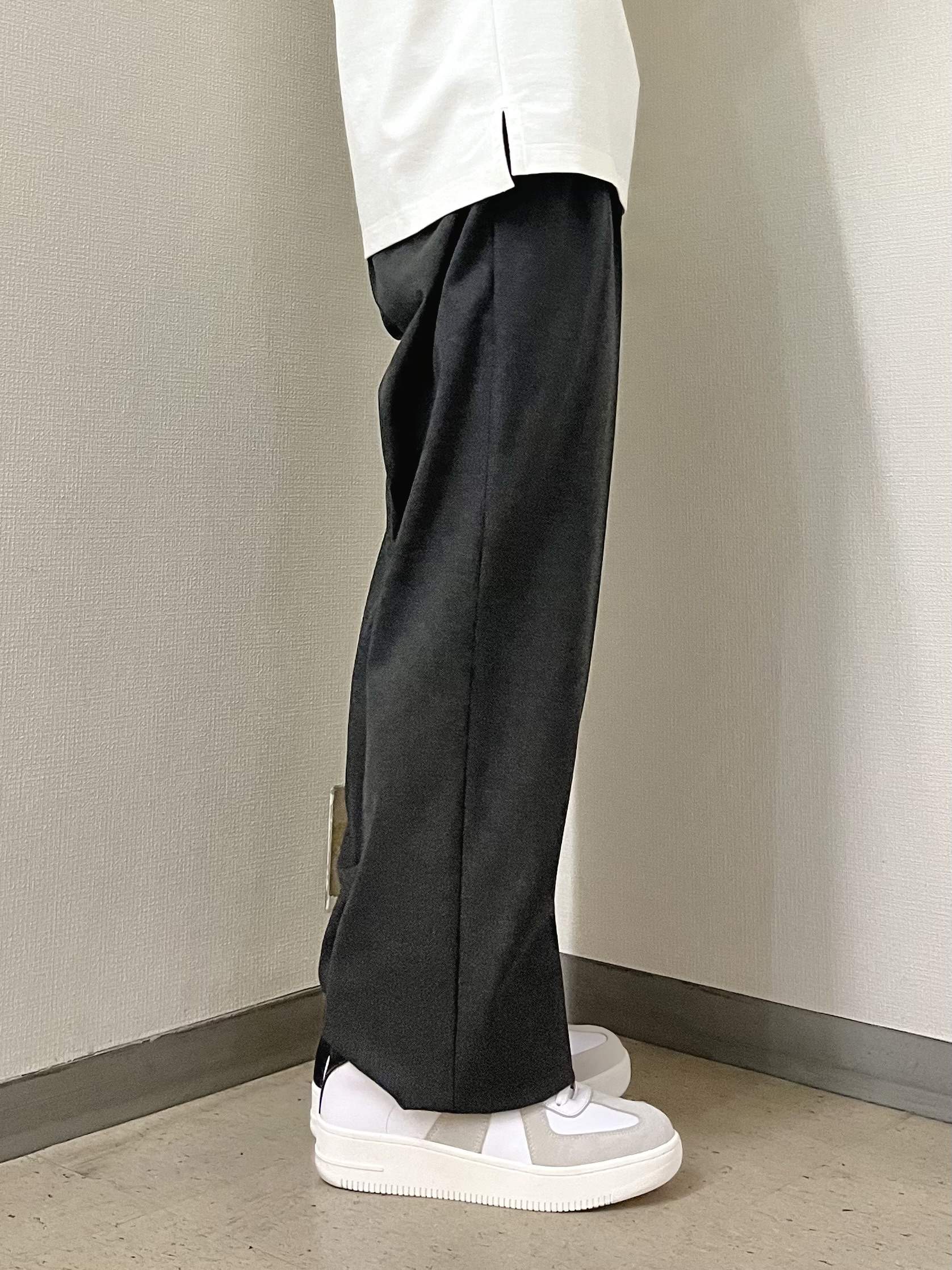 URAさんの「TAKEO KIKUCHI｜【BOWLER HAT LABEL】ブラックデニムGジャン」を使ったコーディネート