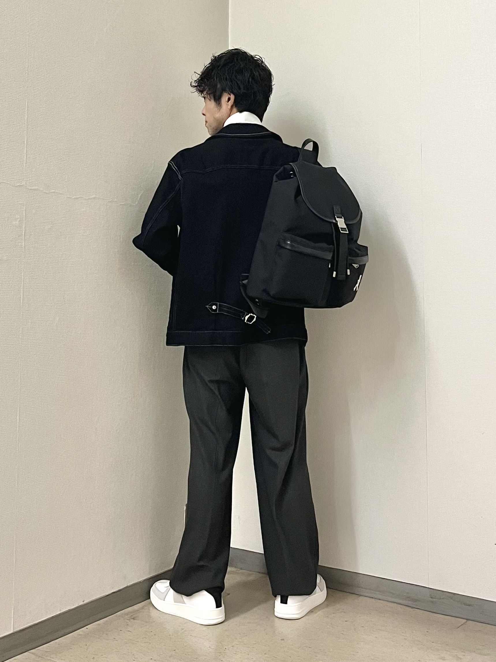 URAさんの「TAKEO KIKUCHI｜【BOWLER HAT LABEL】ブラックデニムGジャン」を使ったコーディネート