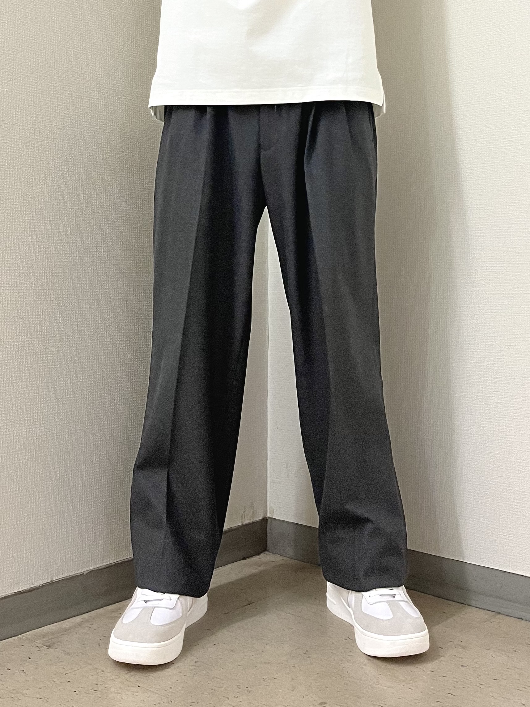 URAさんの「TAKEO KIKUCHI｜【BOWLER HAT LABEL】日本製クルーネックカーディガン」を使ったコーディネート