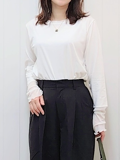 itoさんの「Dessin｜【洗える/秋羽織り】起毛レースブラウス」を使ったコーディネート