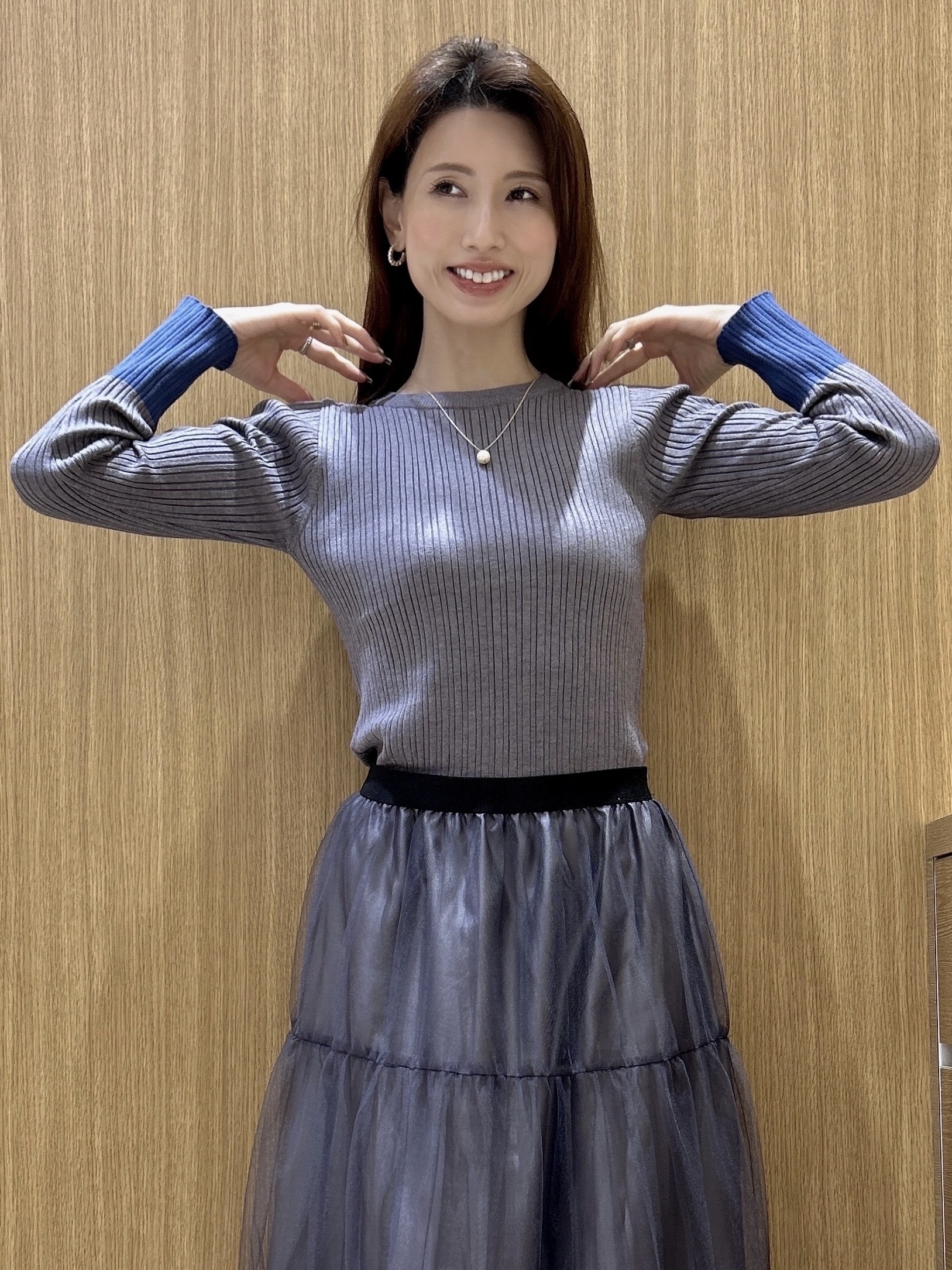 maiさんの「OPAQUE.CLIP｜配色スリーブランダムリブニット」を使ったコーディネート