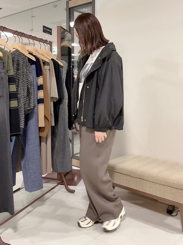 YUIさんの「UNTITLED｜【撥水/秋羽織り/2way】タフタマウンテンパーカー」を使ったコーディネート