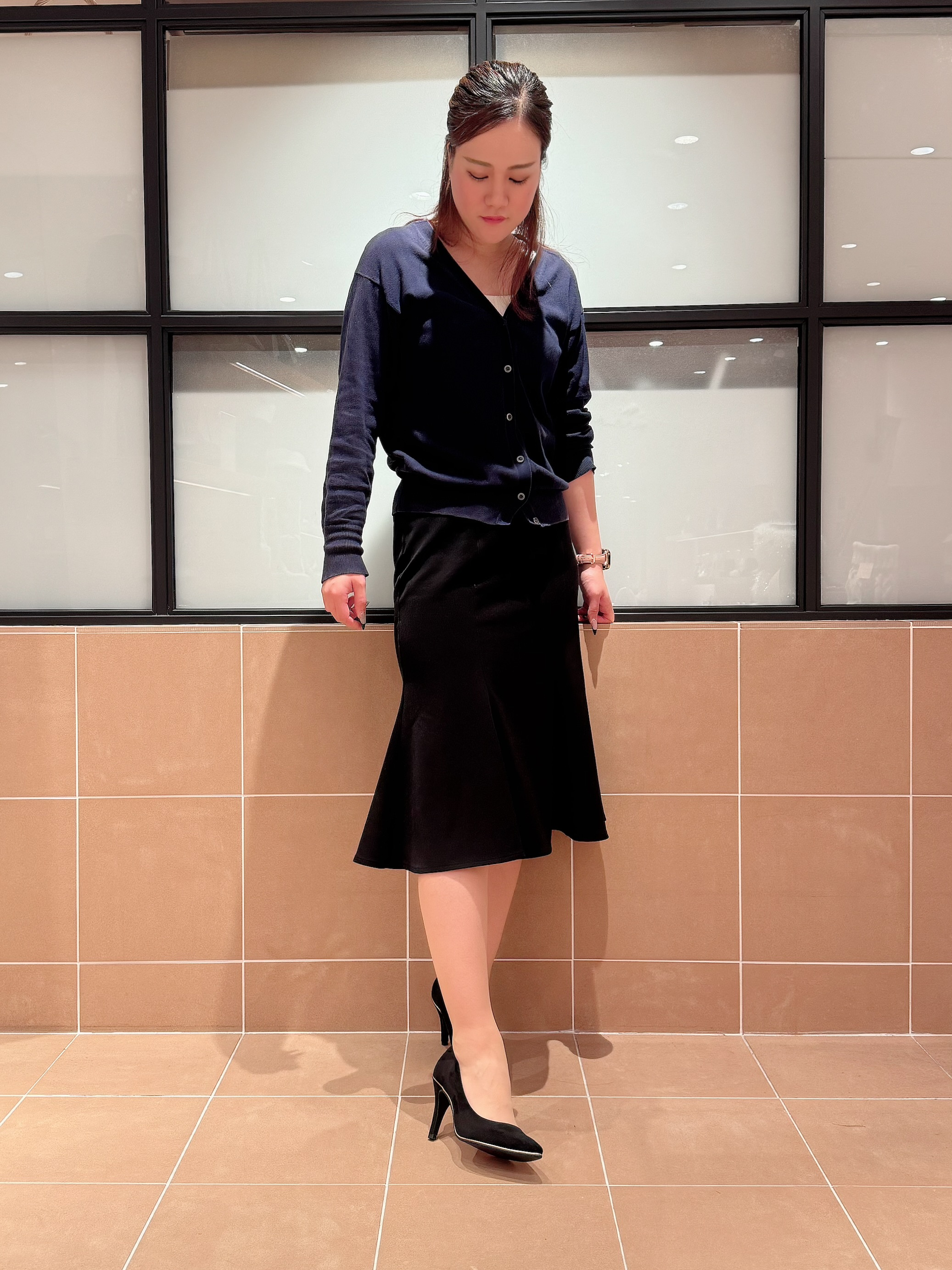 すみれさんの「ESPERANZA｜【レイン対応/12時間パンプス】約8.5cm　歩きやすくて疲れにくい」を使ったコーディネート