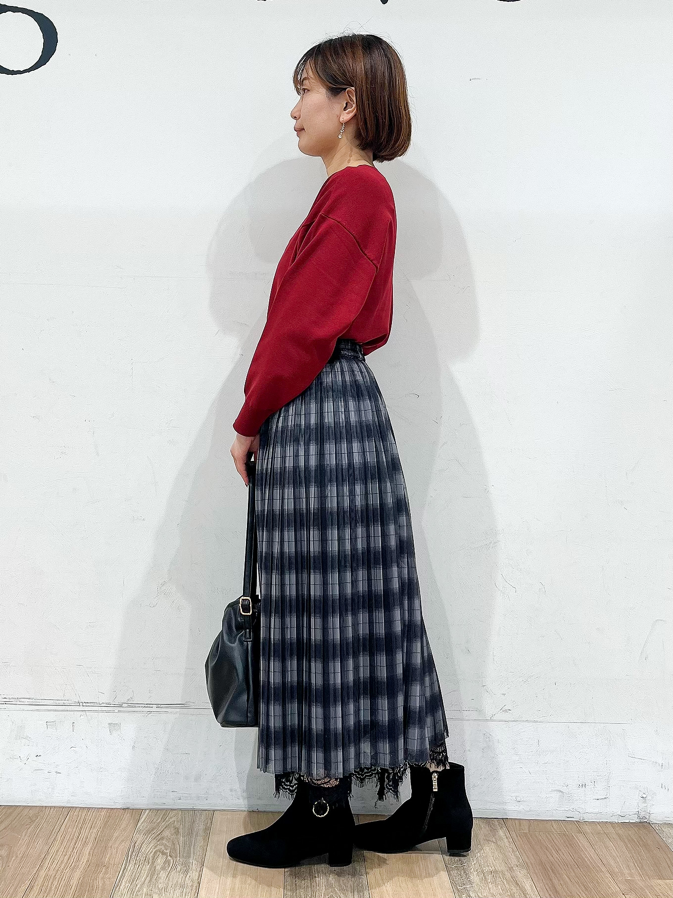 山さんさんの「grove｜【前後2WAY】さりげなく、上品にきらめく ニットカーディガン」を使ったコーディネート