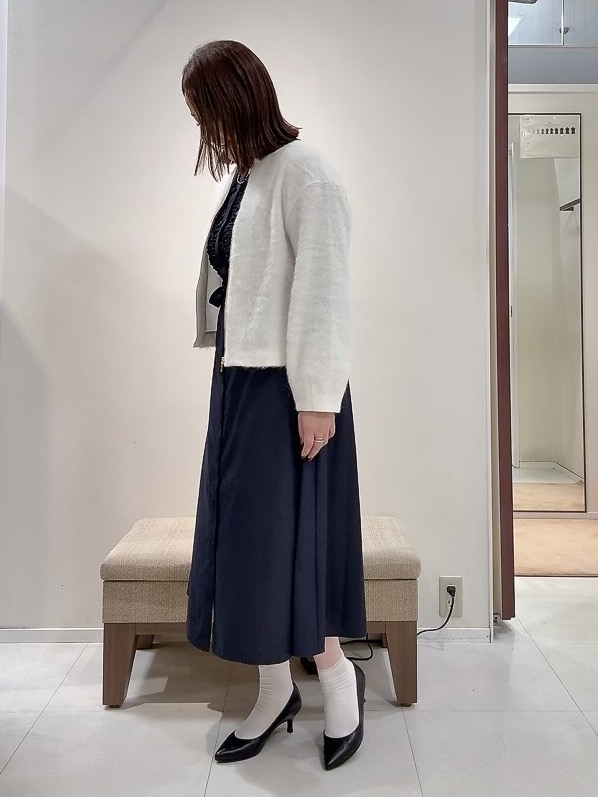 YUIさんの「UNTITLED｜【軽アウター/秋羽織り】シャギージップカーデ」を使ったコーディネート