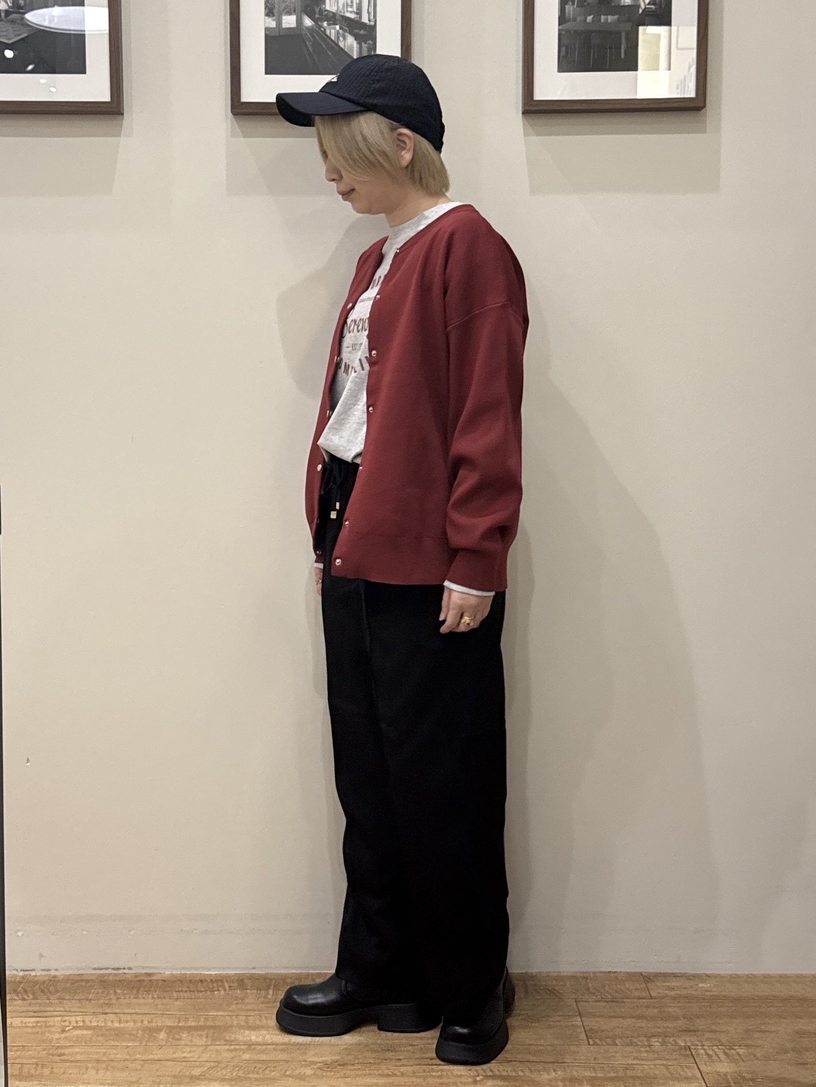 RA★SEさんの「SHOO･LA･RUE｜【セットアップ可/洗濯機可】軽やかに羽織れる スポンディッシュ ニットカーディガン」を使ったコーディネート