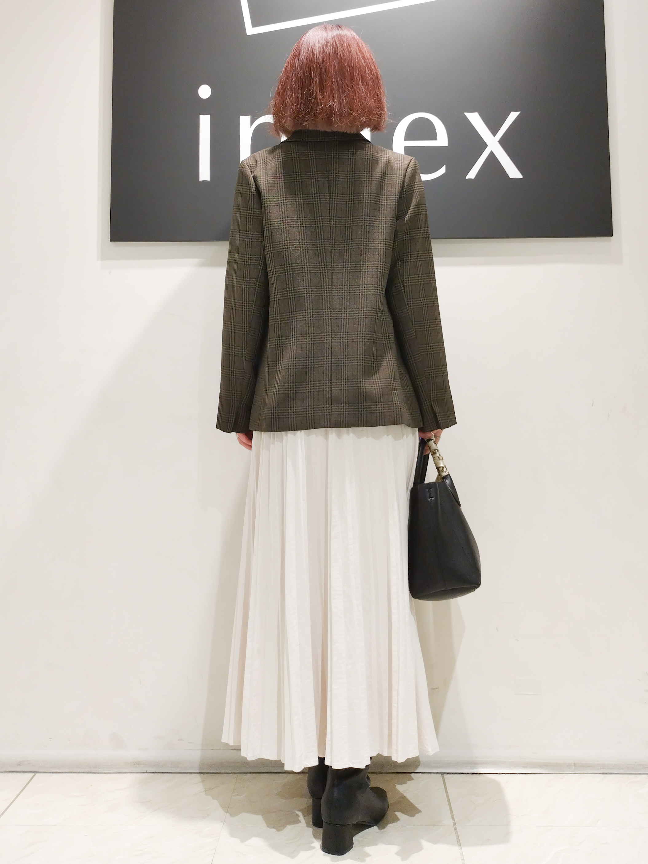 n.さんの「index｜【8色／S-3Lサイズ】ビジュー付きドルマンニット《洗濯機OK／抗ピリング》」を使ったコーディネート