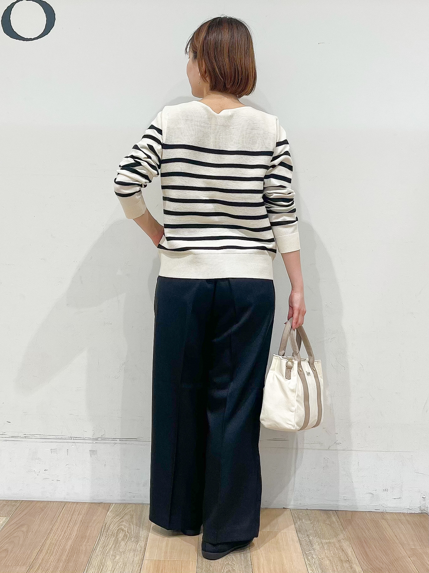 山さんさんの「grove｜【前後2WAY】さりげなく、上品にきらめく ニットカーディガン」を使ったコーディネート