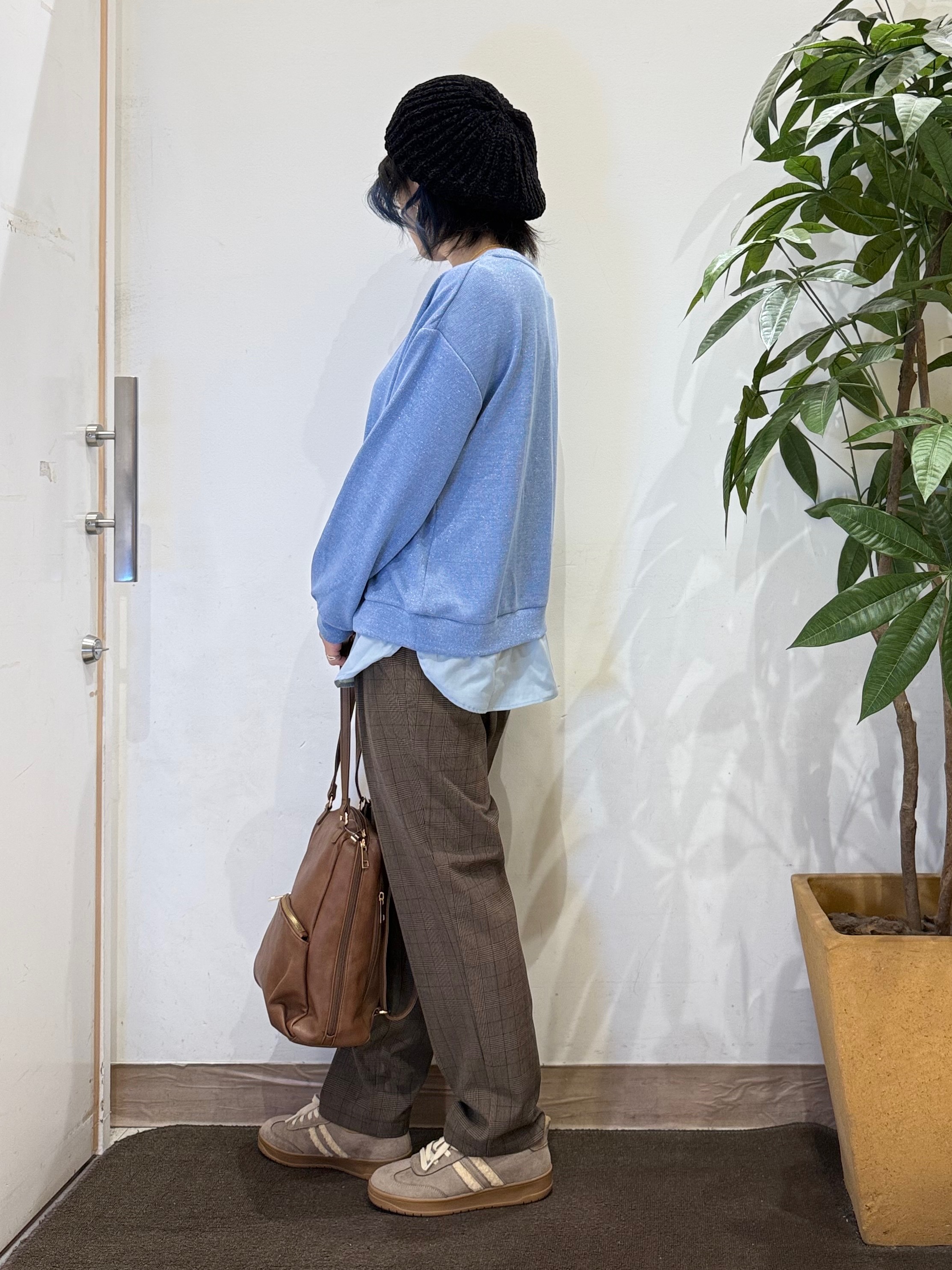 misakiさんの「SHOO･LA･RUE｜【S-LL/洗濯機可/体型カバー】インせず着られる レイヤード風 ラメ入りトップス」を使ったコーディネート