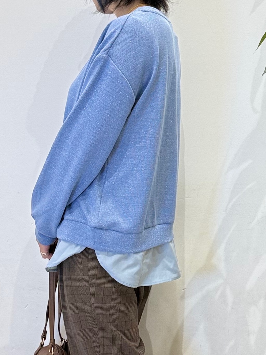 misakiさんの「SHOO･LA･RUE｜【S-LL/洗濯機可/体型カバー】インせず着られる レイヤード風 ラメ入りトップス」を使ったコーディネート