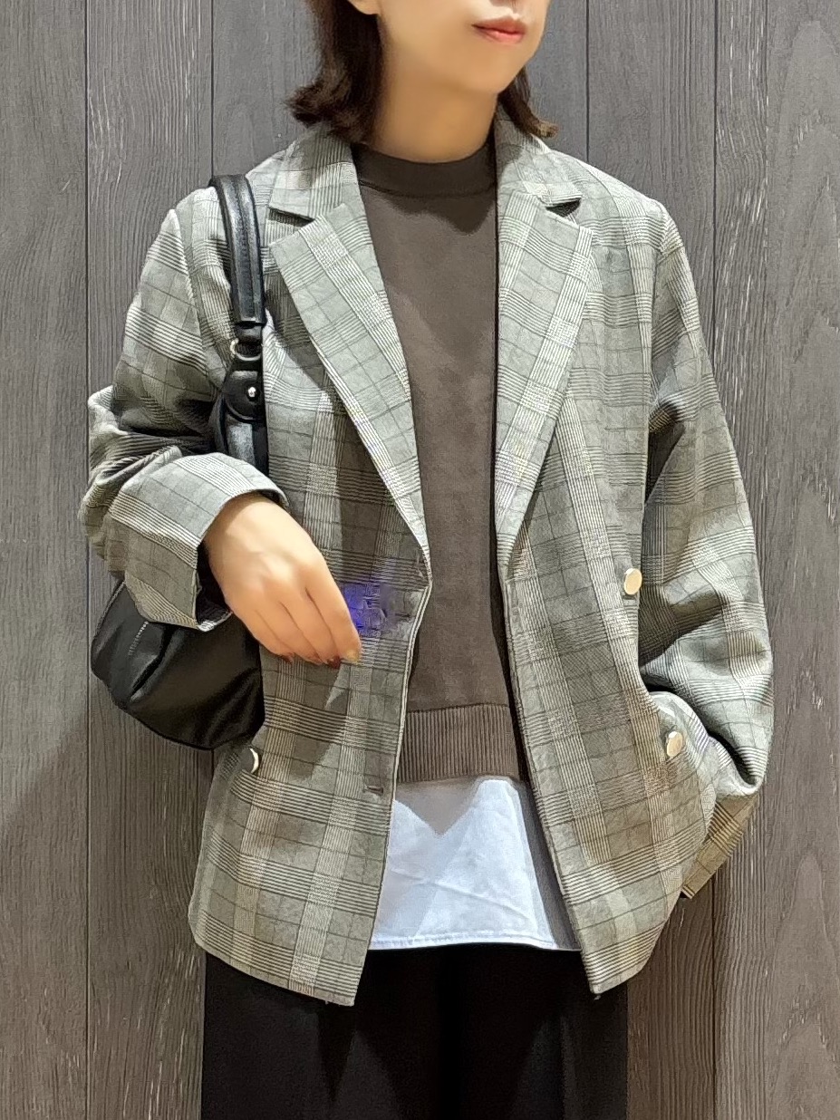meiさんの「SHOO･LA･RUE｜【セットアップ可/洗濯後しわになりにくい】ウールフィール ダブルジャケット」を使ったコーディネート