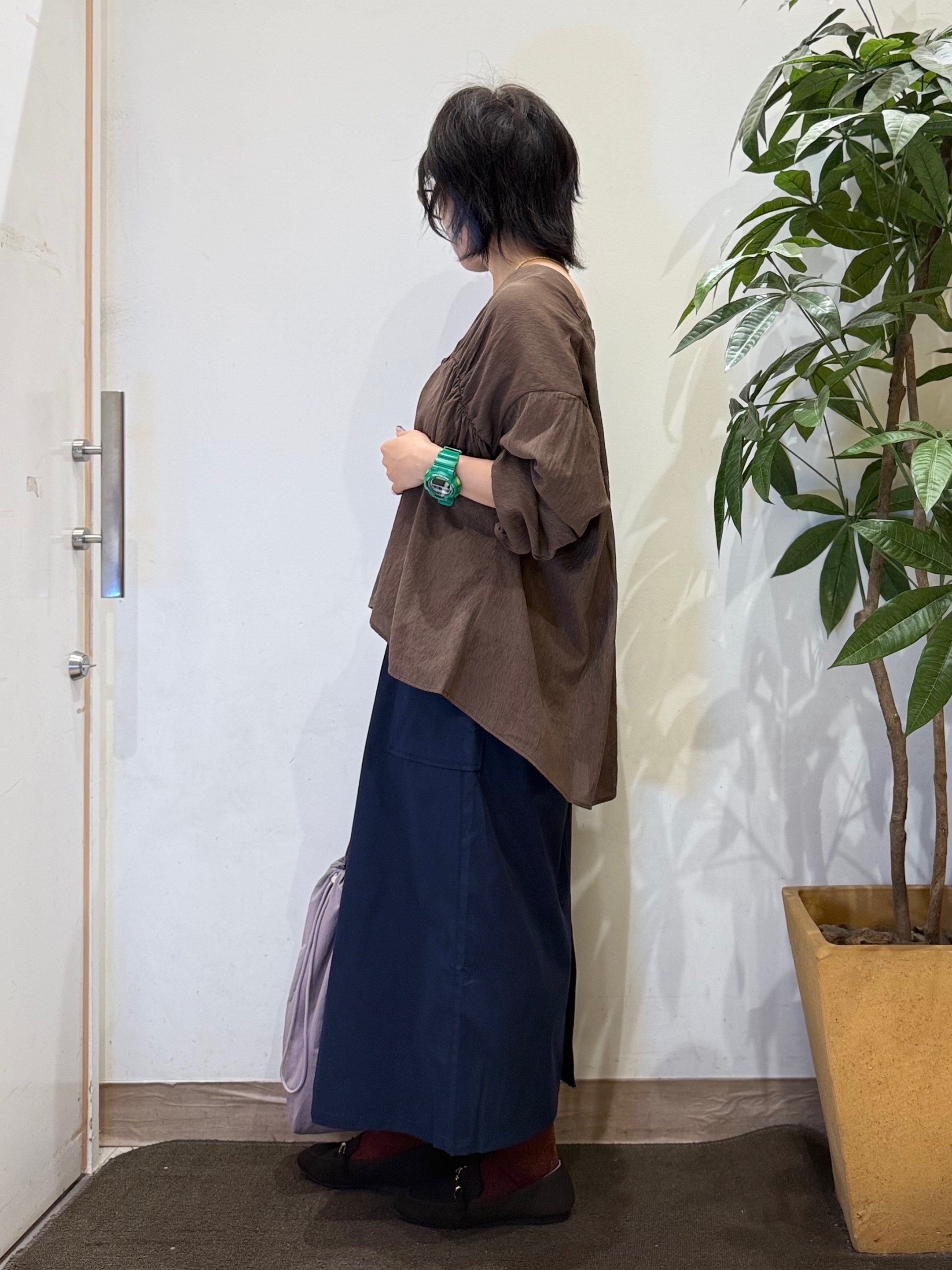 misakiさんの「SHOO･LA･RUE｜【S-LL/洗濯機可】着痩せシルエット シャーリングシャツカーディガン」を使ったコーディネート