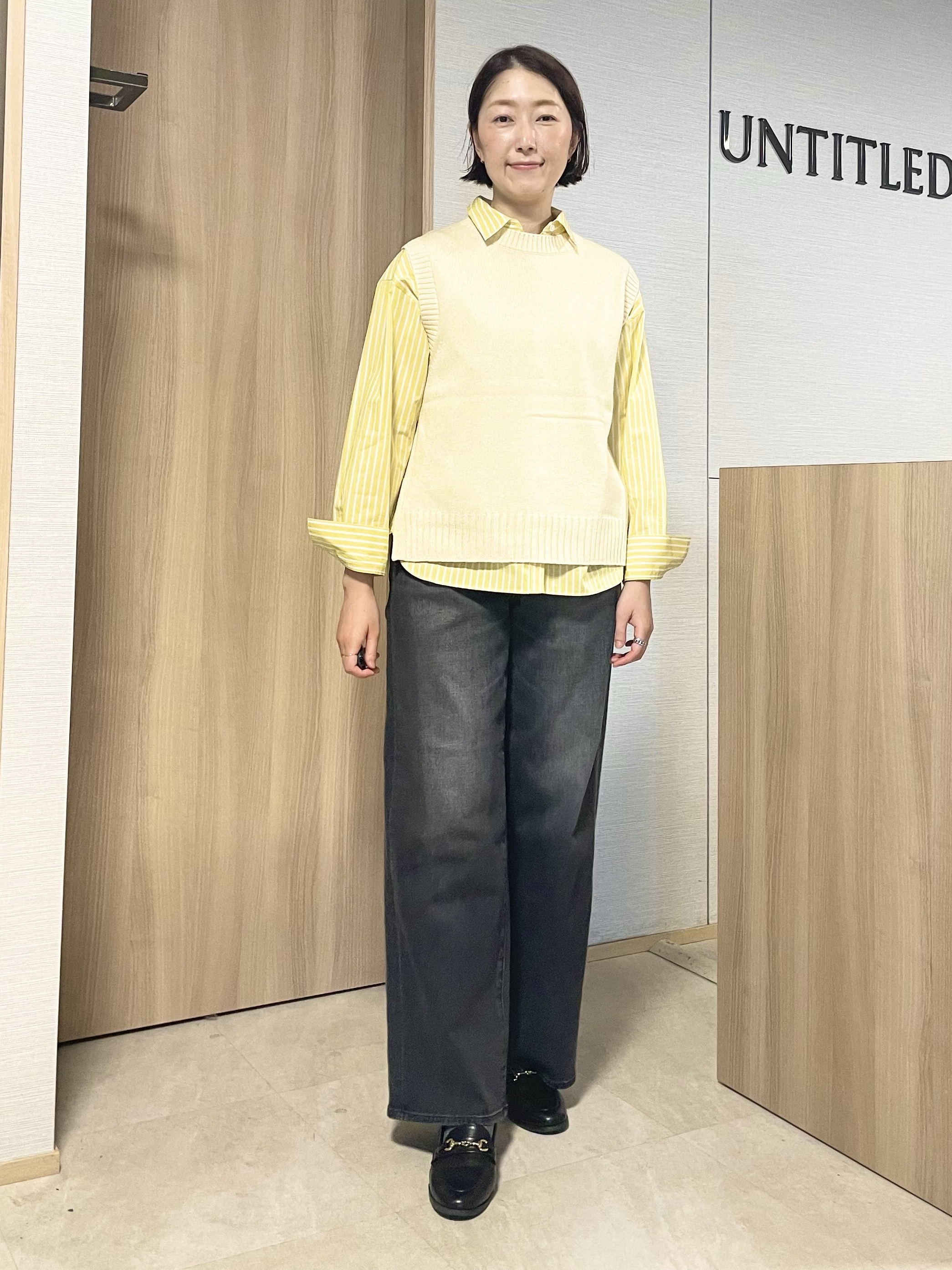 aliceさんの「UNTITLED｜【5色展開/手洗い可】ローシルクウールニットベスト」を使ったコーディネート