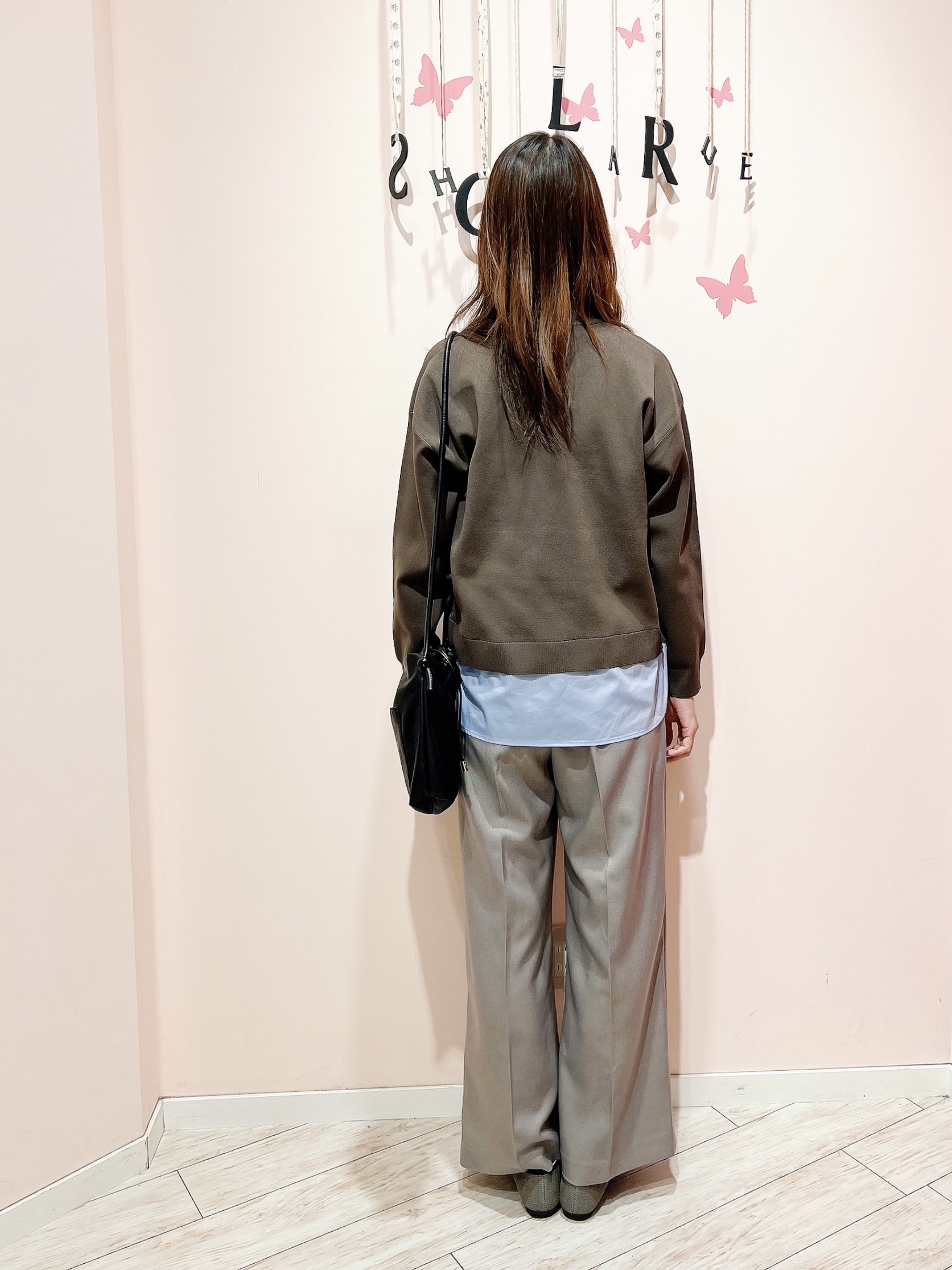 Muuさんの「SHOO･LA･RUE｜【S-LL】着るだけできまる シャツレイヤード風 スポンディッシュニット」を使ったコーディネート