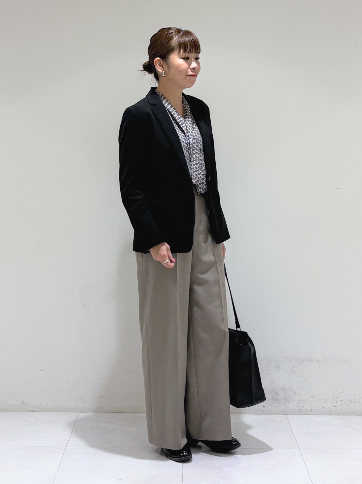tsuyuさんの「INDIVI｜【通勤スーツ／洗える】ストレッチテーラードカラージャケット」を使ったコーディネート