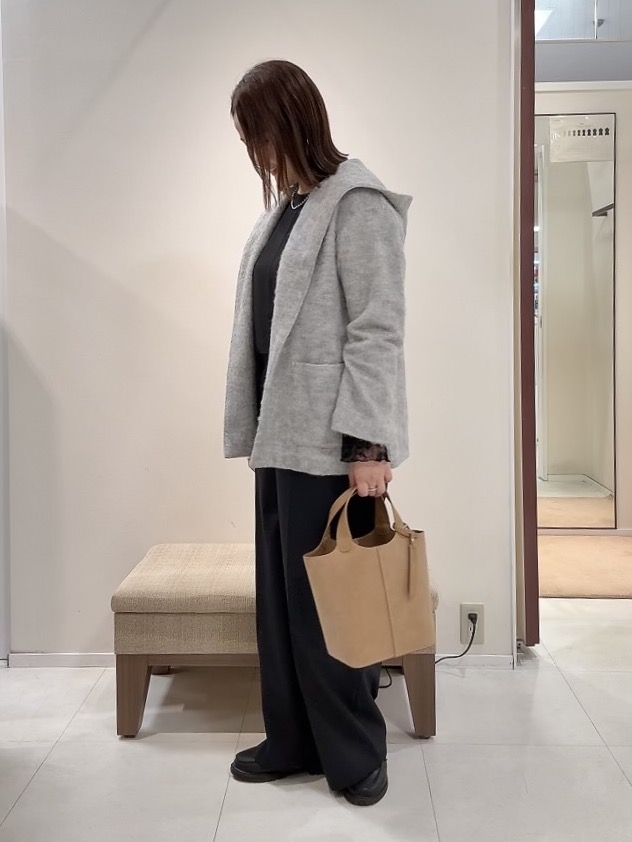 YUIさんの「UNTITLED｜【軽アウター/秋羽織り】シャギーフーディ―カーディガン」を使ったコーディネート