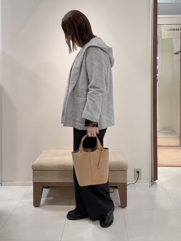 YUIさんの「UNTITLED｜【軽アウター/秋羽織り】シャギーフーディ―カーディガン」を使ったコーディネート