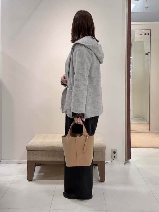 YUIさんの「UNTITLED｜【軽アウター/秋羽織り】シャギーフーディ―カーディガン」を使ったコーディネート