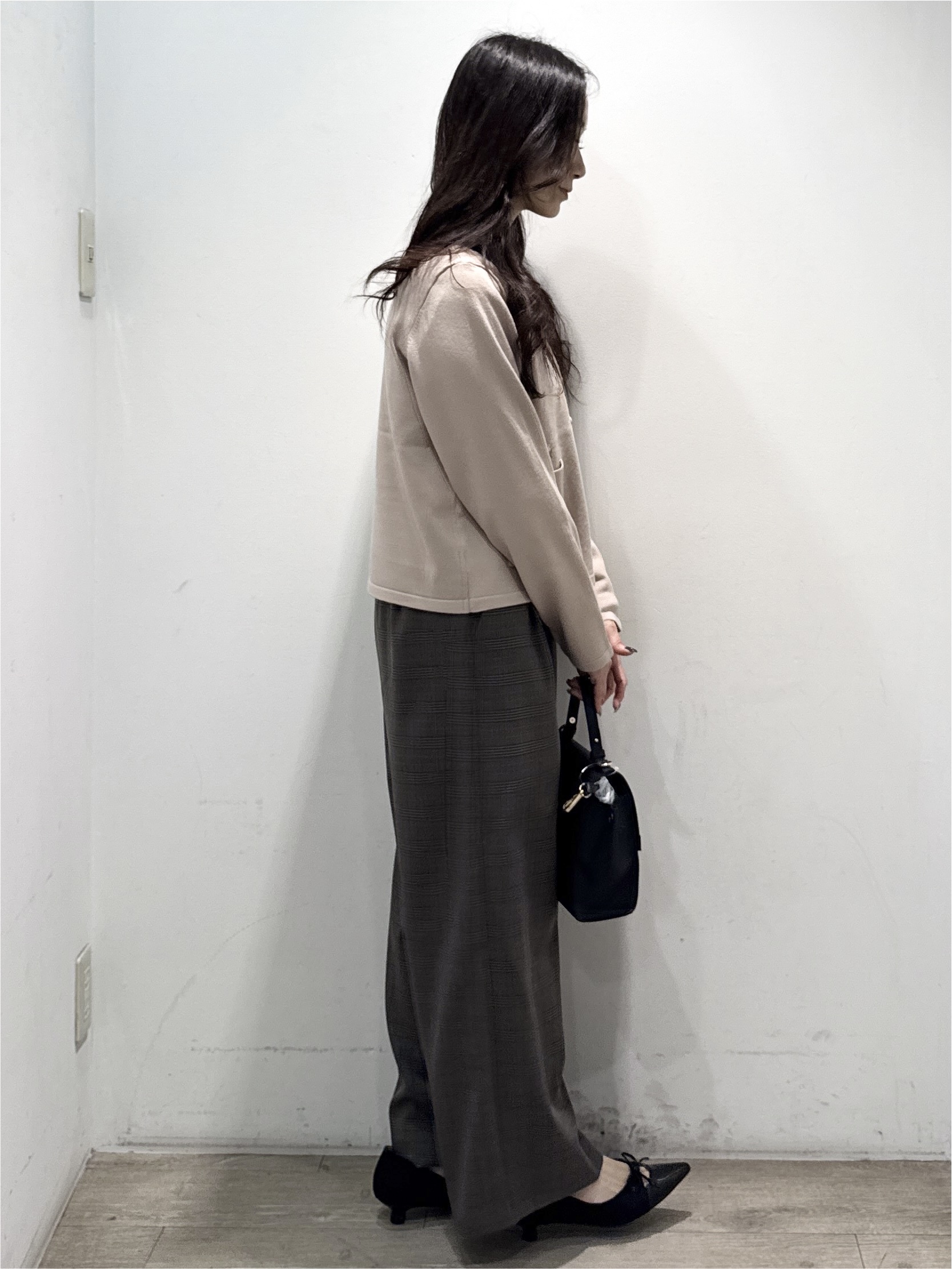 yuicciさんの「OPAQUE.CLIP｜【上品刺繍が華やか】飛ばしビジュー カーディガン」を使ったコーディネート