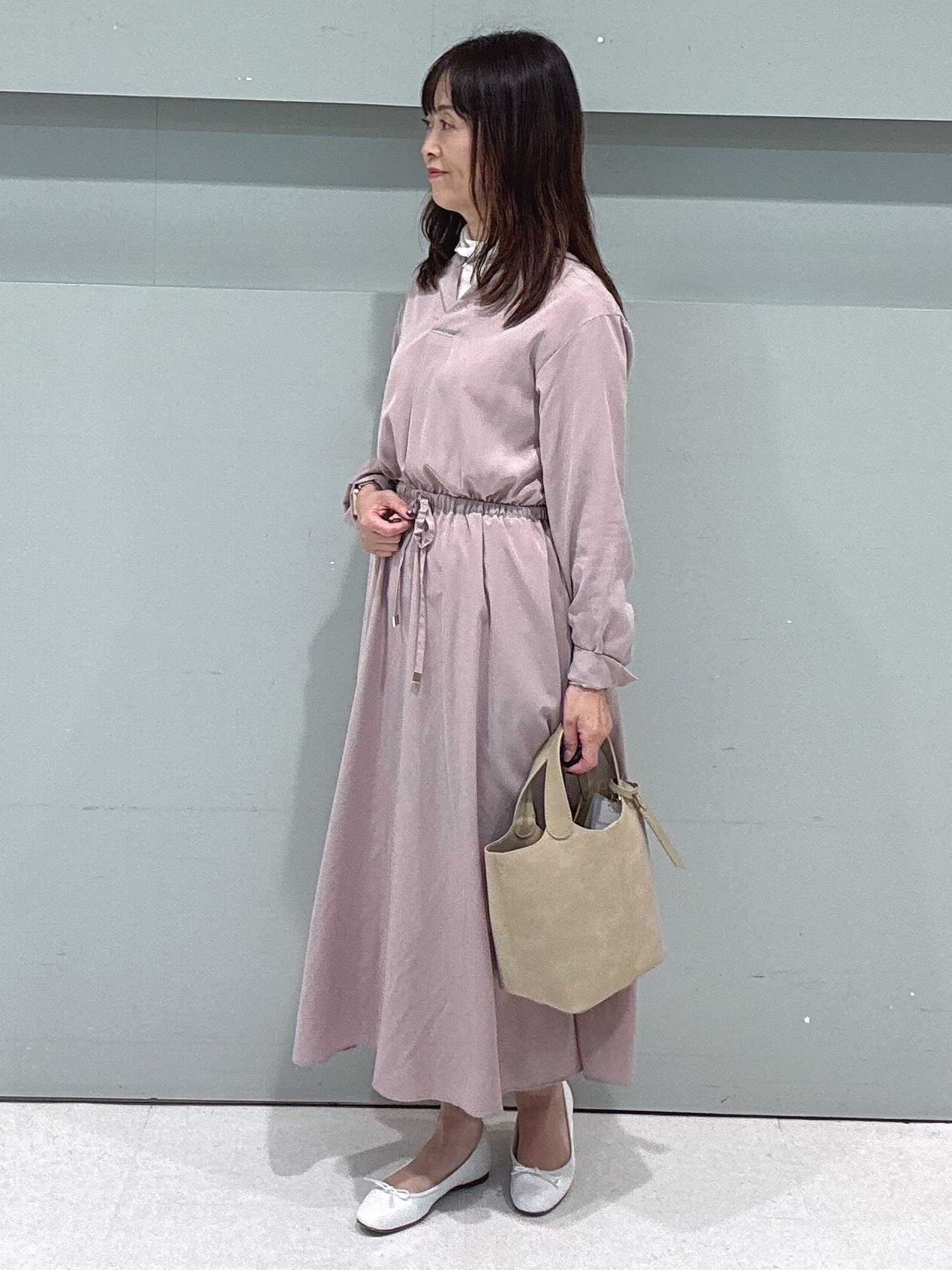 makiさんの「UNTITLED｜【軽アウター/秋羽織り】シャギーフーディ―カーディガン」を使ったコーディネート