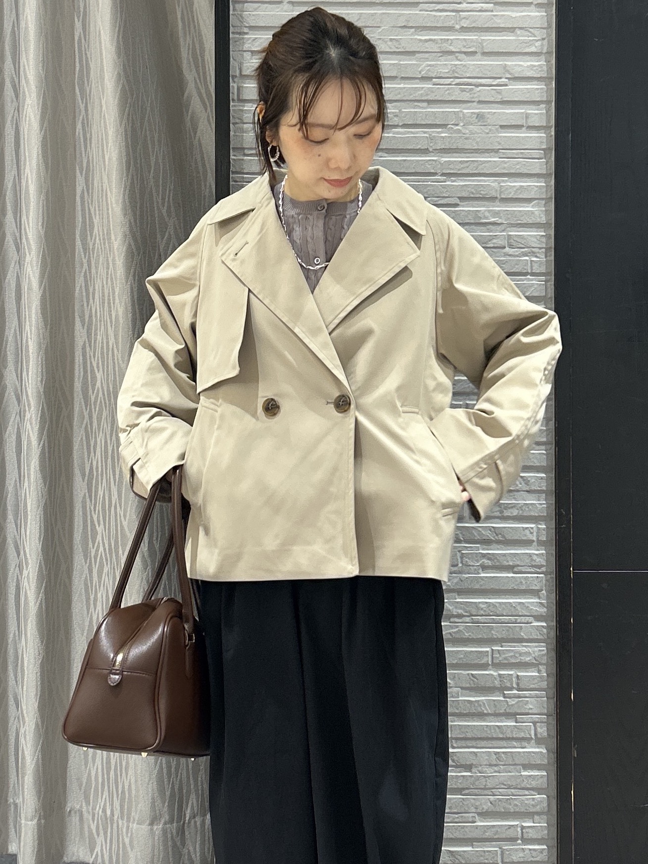 ga_riさんの「THE SHOP TK｜羽織るだけでこなれ見え ショートトレンチコート」を使ったコーディネート
