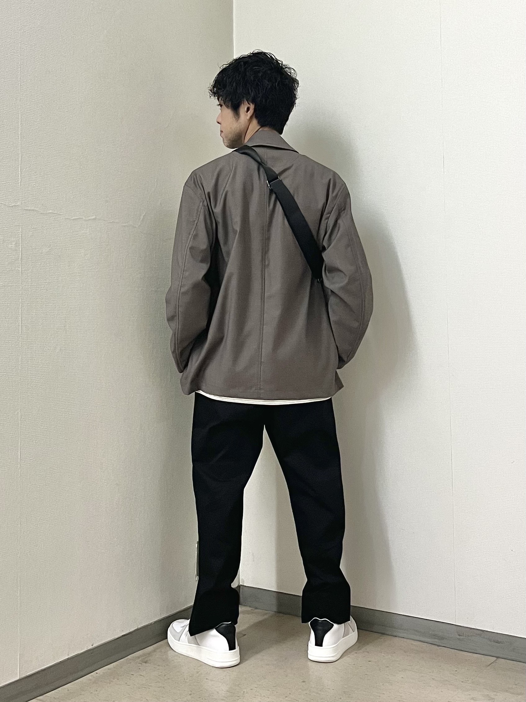 URAさんの「TAKEO KIKUCHI｜ストレッチカバーオールジャケット」を使ったコーディネート