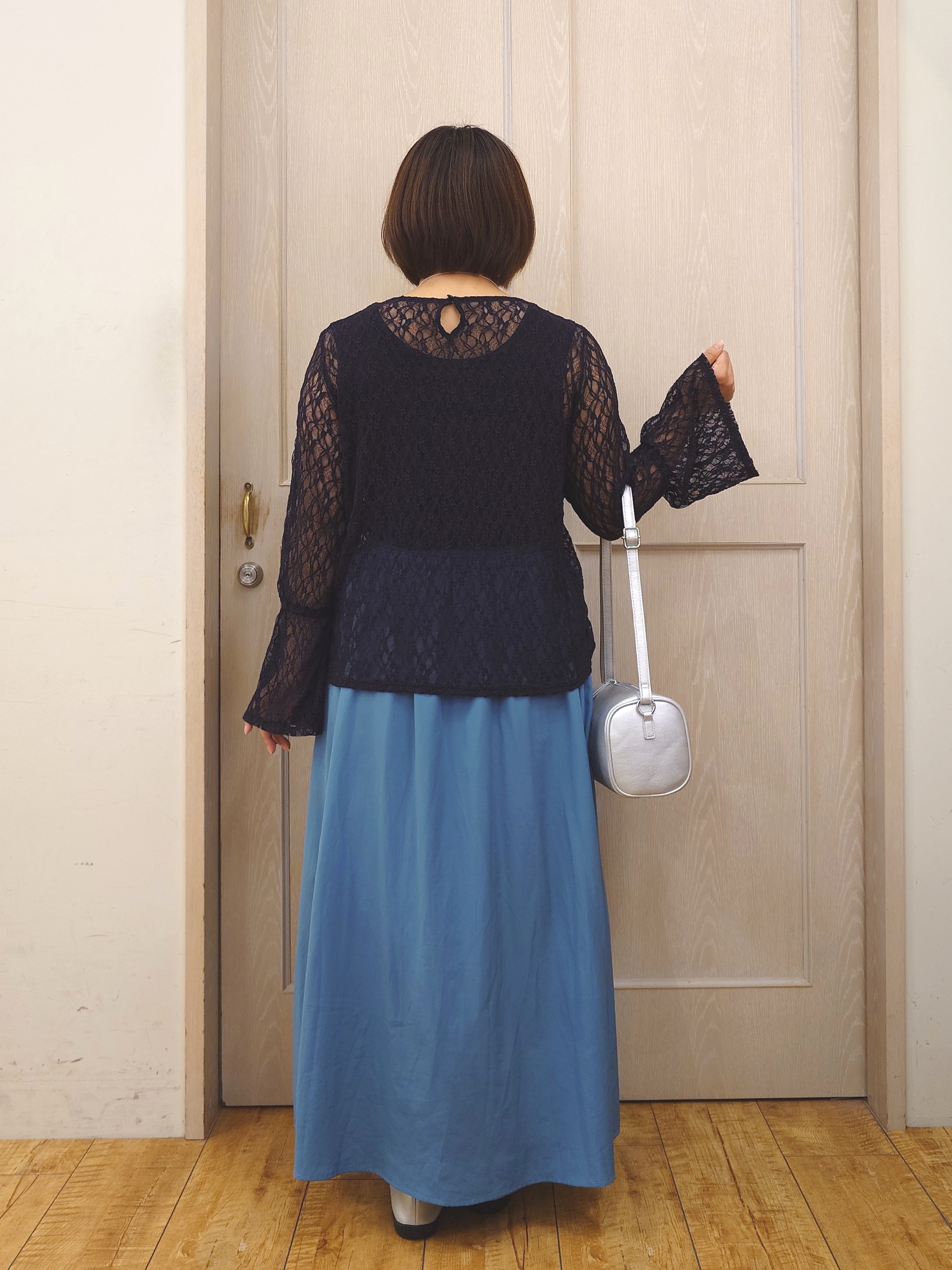 とろろさんの「SHOO･LA･RUE｜レースで華やかに映える 旬な透け感の レースシャーリングトップス」を使ったコーディネート