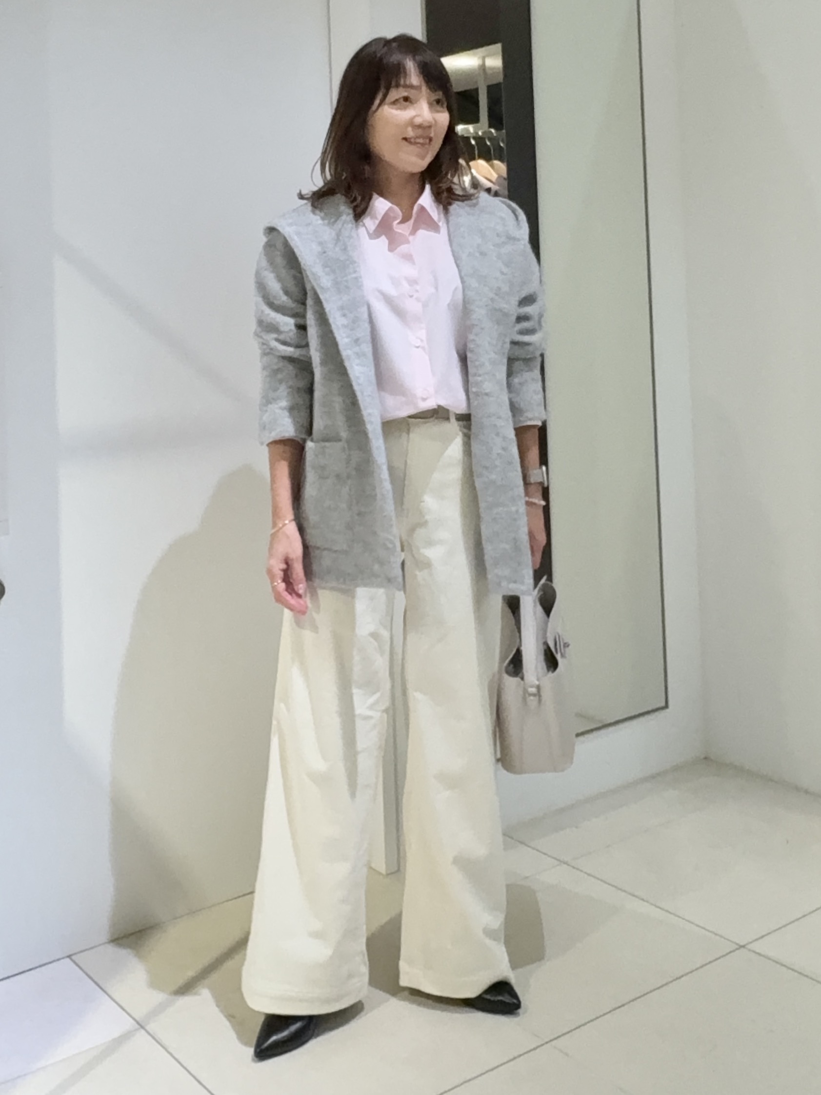 tomoさんの「UNTITLED｜コットンドルマンシャツ」を使ったコーディネート