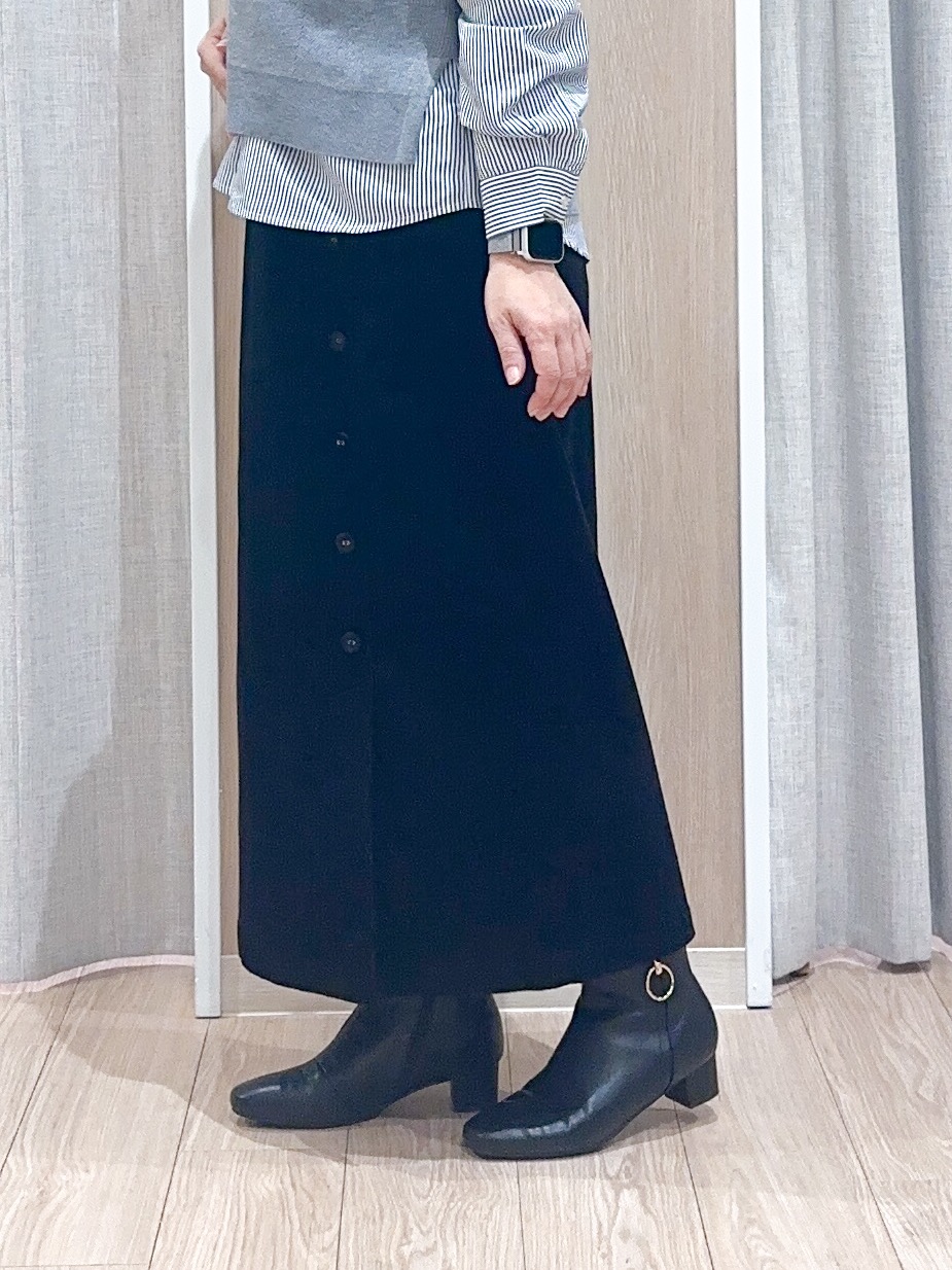 naoさんの「grove｜【2点セット/時短・着回し】着るだけでコーデが完成 ニットベスト&times;シャツ」を使ったコーディネート