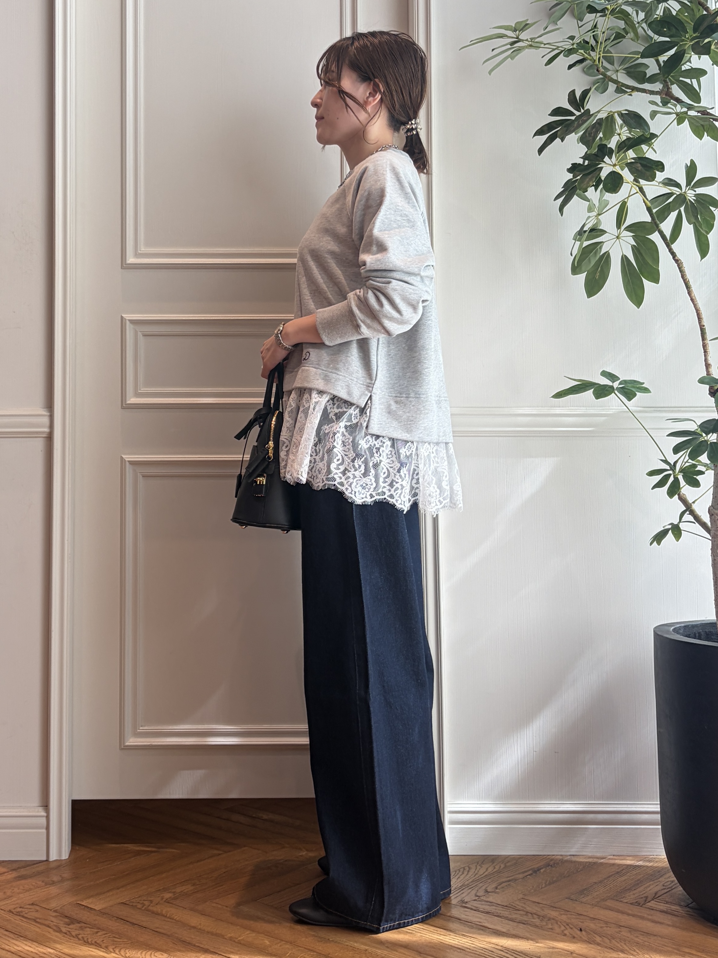nakaoさんの「DRESSTERIOR｜◆mica della valle（ミカデラヴァッレ）Katia ハンドバッグ」を使ったコーディネート