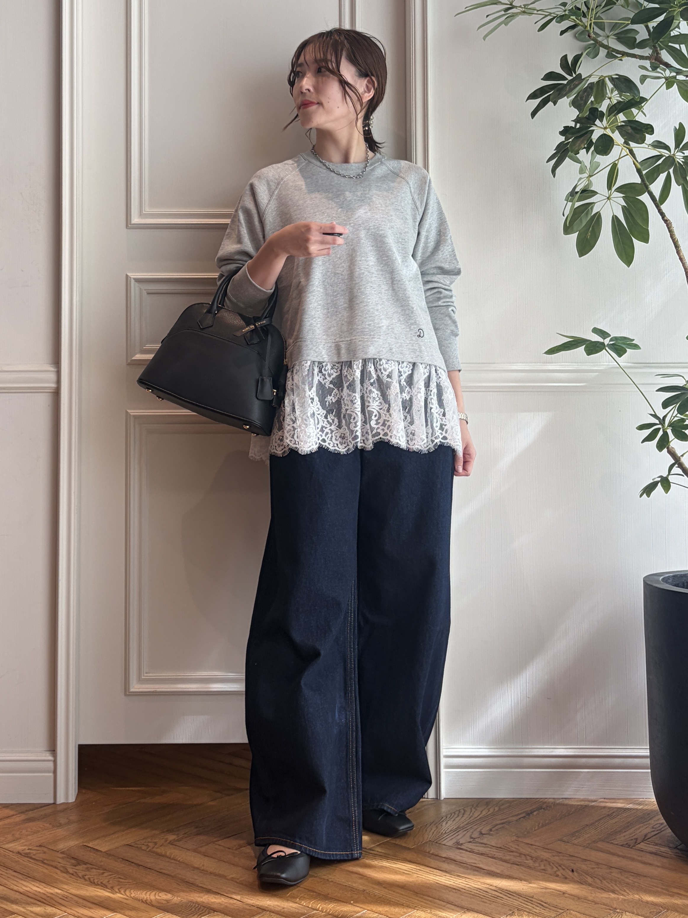nakaoさんの「DRESSTERIOR｜◆mica della valle（ミカデラヴァッレ）Katia ハンドバッグ」を使ったコーディネート