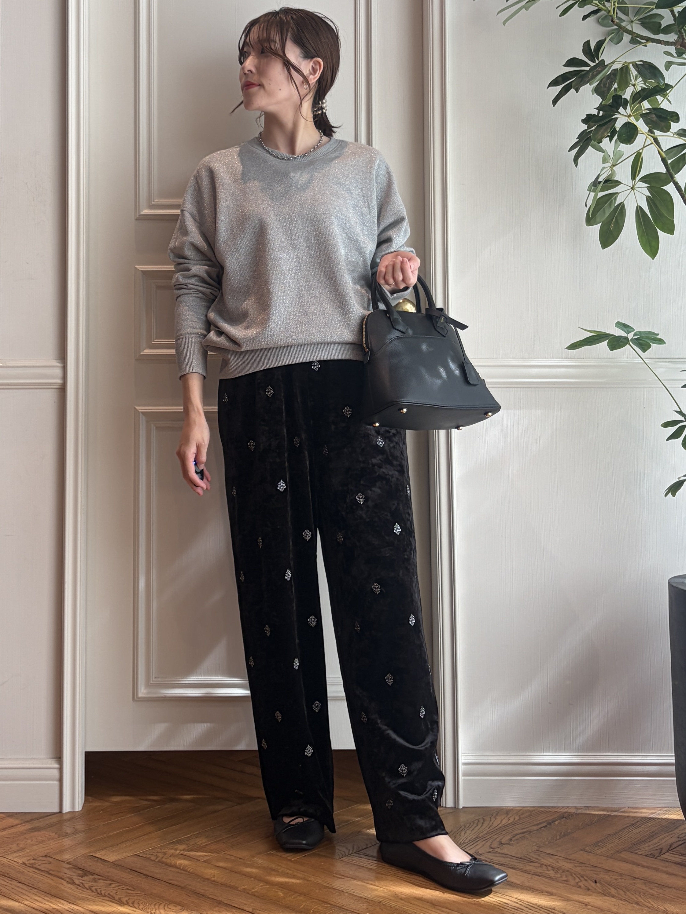 nakaoさんの「DRESSTERIOR｜◆mica della valle（ミカデラヴァッレ）Katia ハンドバッグ」を使ったコーディネート