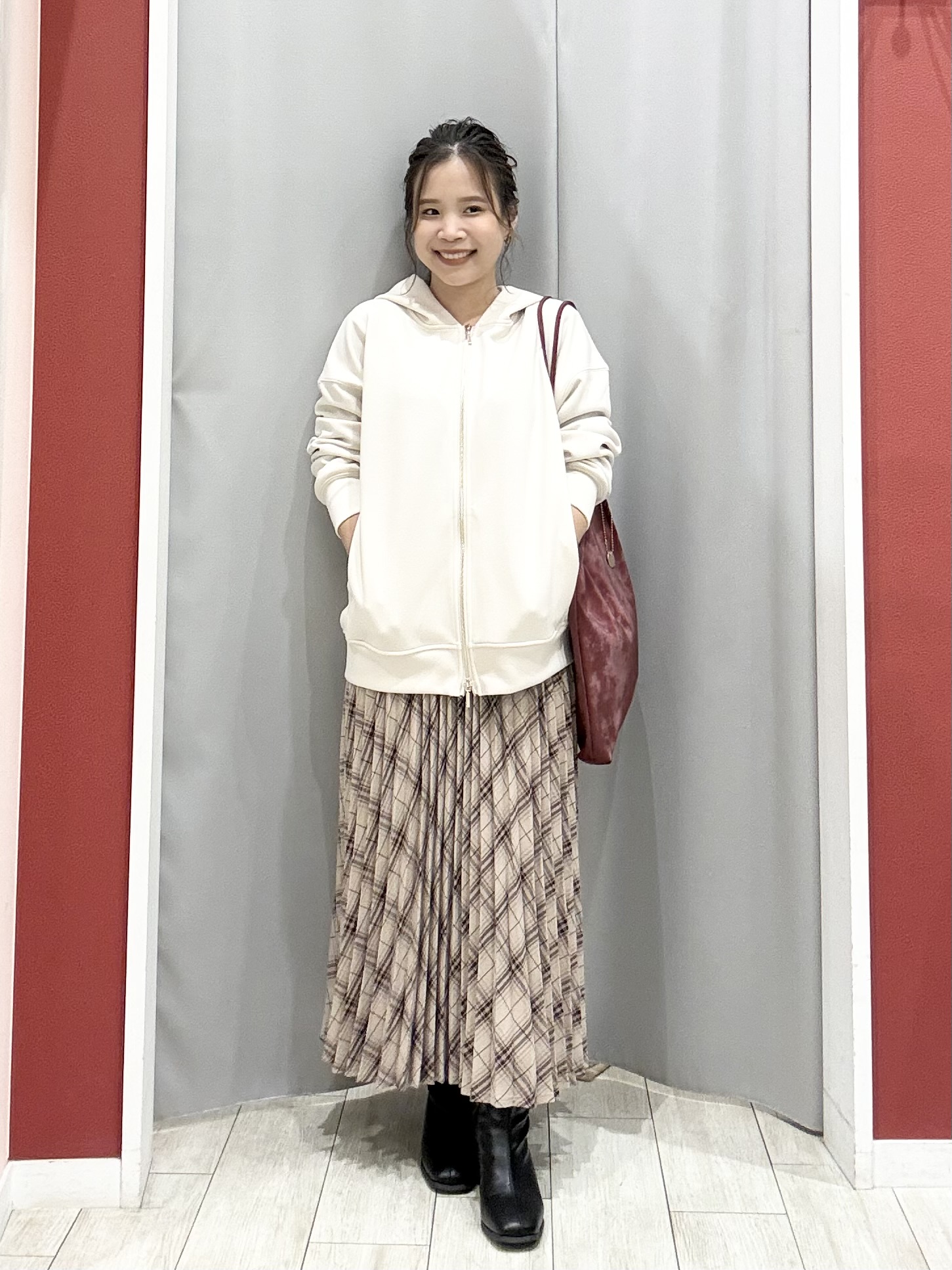 shioさんの「SHOO･LA･RUE｜【S-LL/洗濯機可】もちさら ダブルジップパーカ」を使ったコーディネート