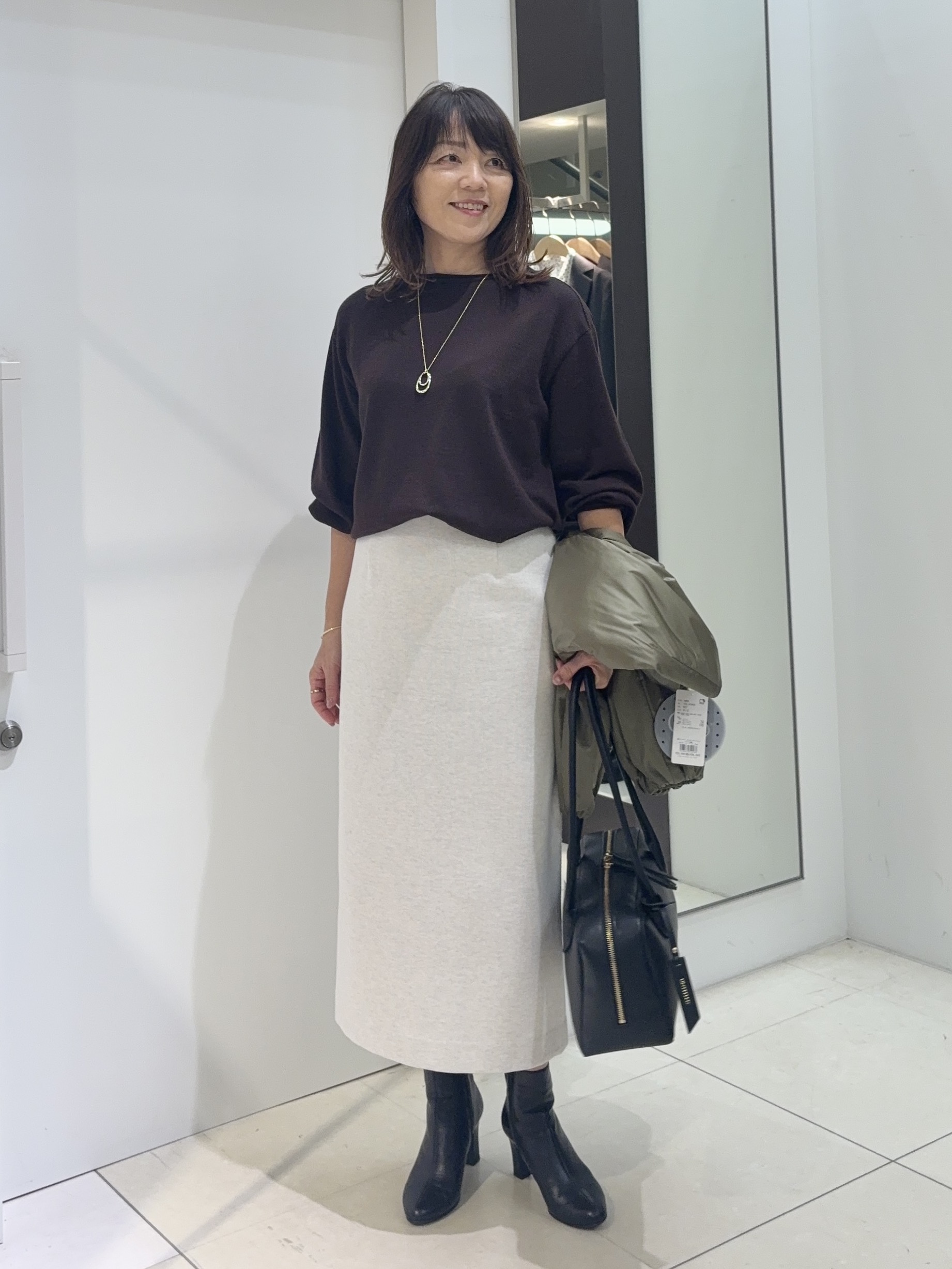 tomoさんの「UNTITLED｜【軽アウター/中綿/秋冬コート】ショートブルゾン」を使ったコーディネート